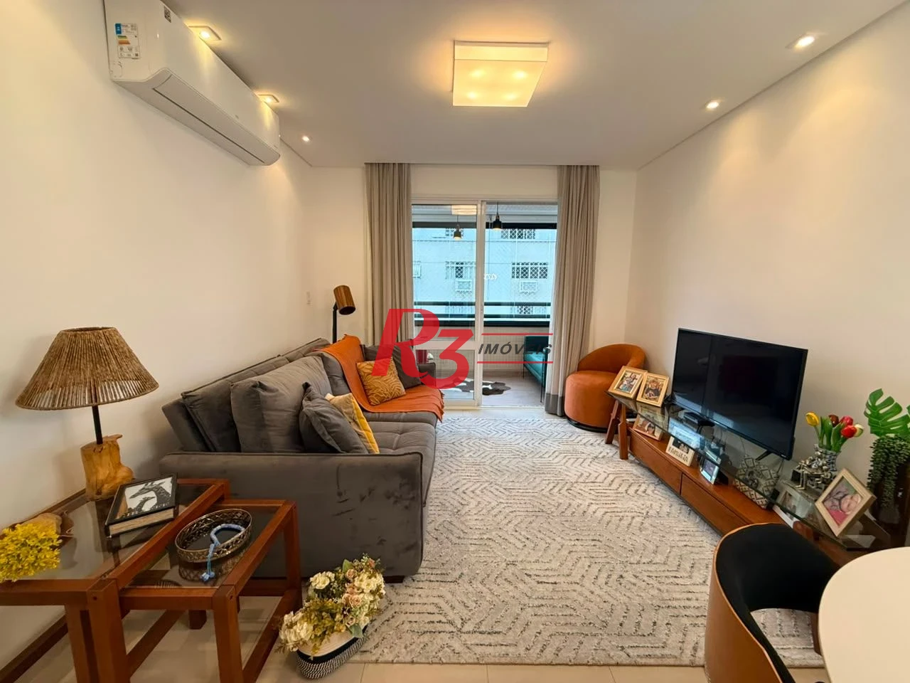 Apartamento com 2 dormitórios à venda, 83 m² por R$ 999.999,00 - Embaré - Santos/SP