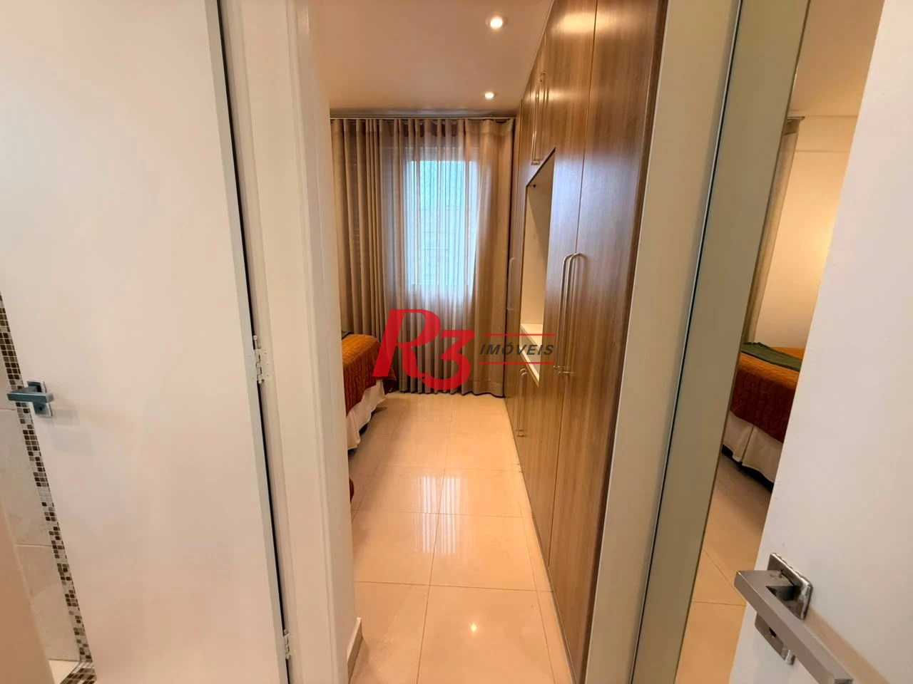Apartamento com 2 dormitórios à venda, 83 m² por R$ 999.999,00 - Embaré - Santos/SP