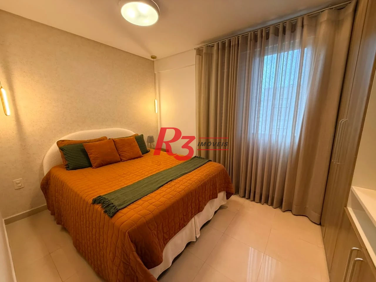 Apartamento com 2 dormitórios à venda, 83 m² por R$ 999.999,00 - Embaré - Santos/SP