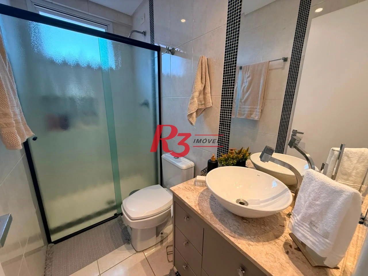Apartamento com 2 dormitórios à venda, 83 m² por R$ 999.999,00 - Embaré - Santos/SP