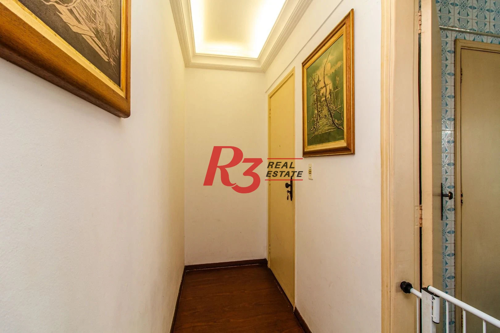 Apartamento com 3 dormitórios à venda, 110 m² por R$ 585.000,00 - Pompéia - Santos/SP