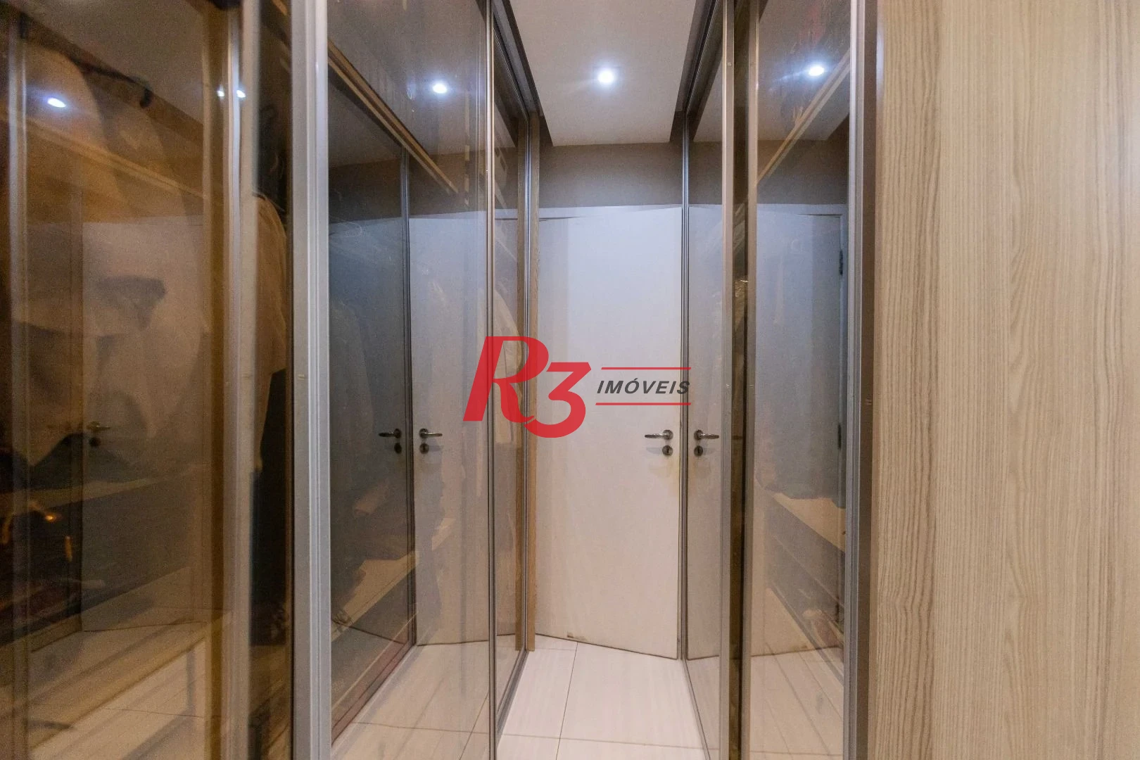 Apartamento com 3 dormitórios, 198 m² - venda por R$ 2.400.000,00 ou aluguel por R$ 16.000,00/mês - Boqueirão - Santos/SP