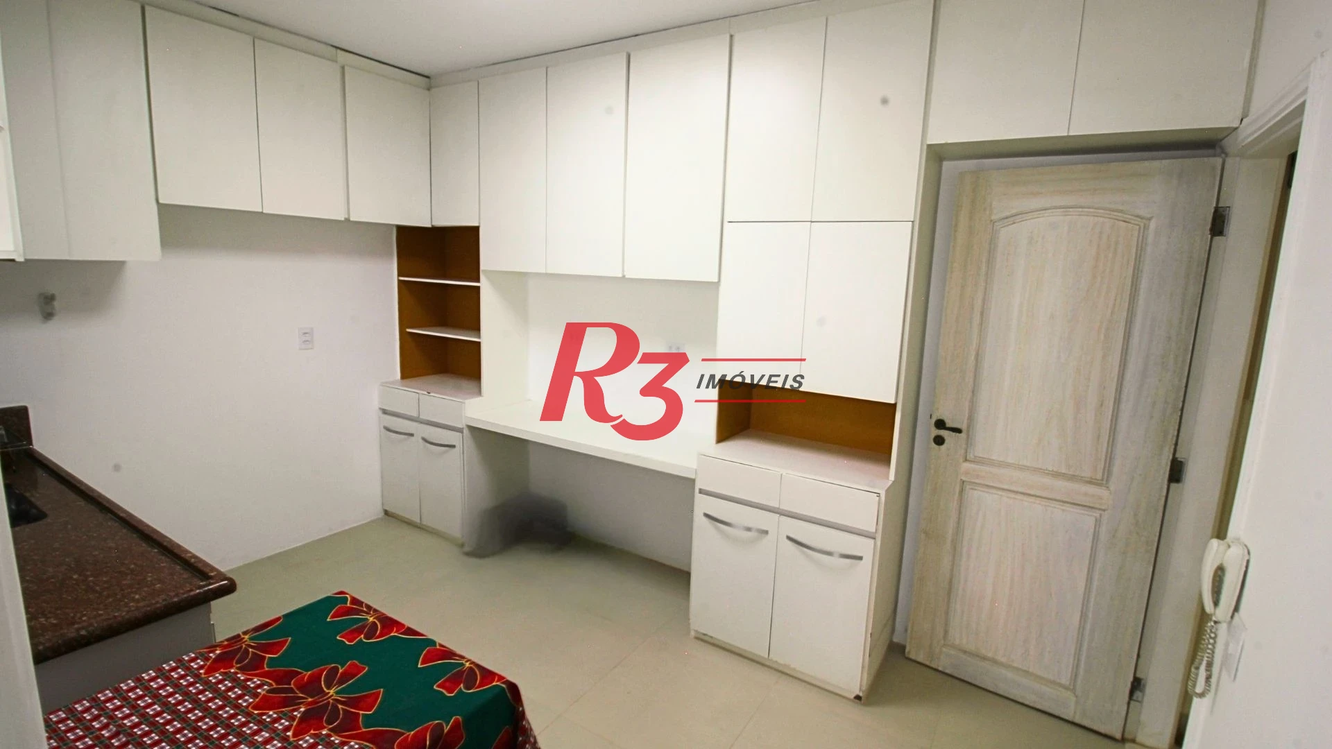 Apartamento com 2 dormitórios à venda, 86 m² por R$ 580.000,00 - Boqueirão - Santos/SP