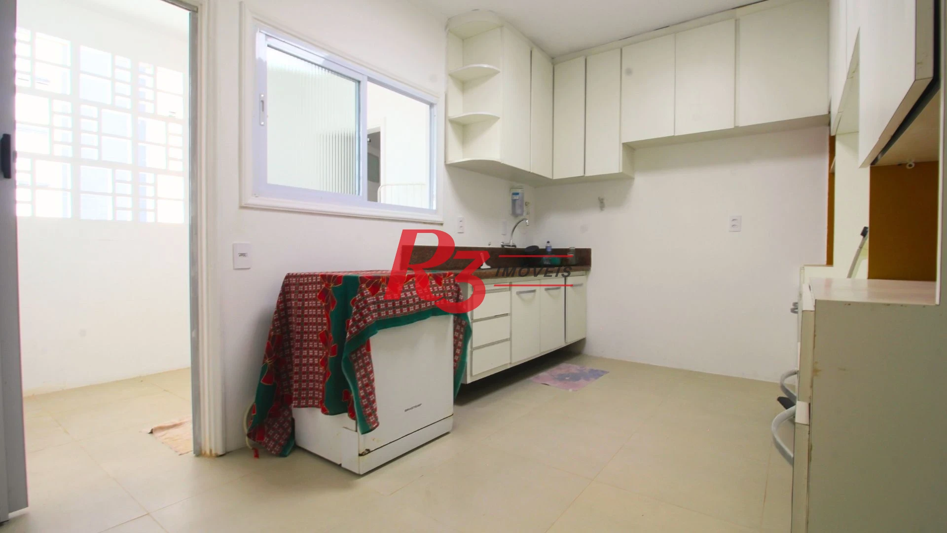 Apartamento com 2 dormitórios à venda, 86 m² por R$ 580.000,00 - Boqueirão - Santos/SP