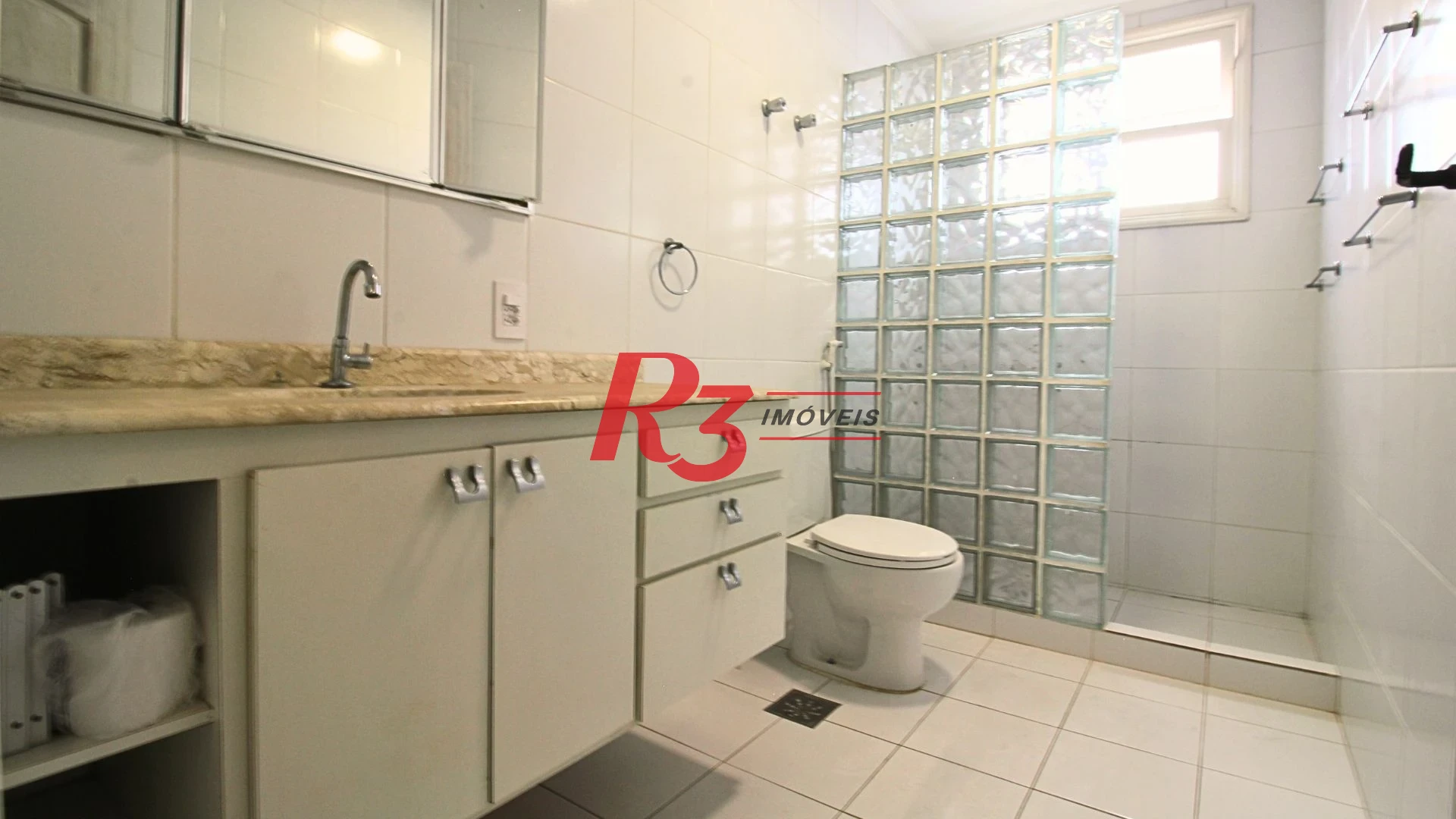 Apartamento com 2 dormitórios à venda, 86 m² por R$ 580.000,00 - Boqueirão - Santos/SP