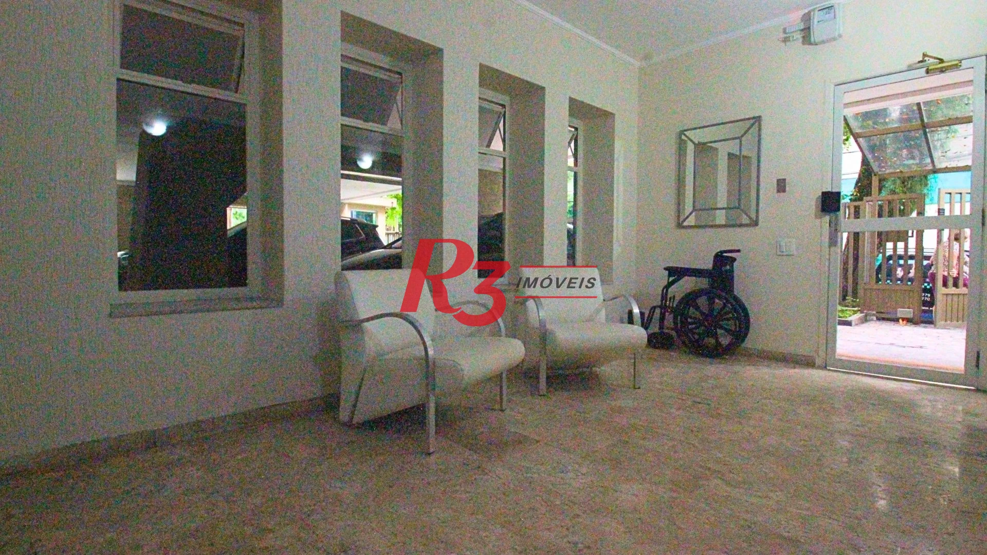 Apartamento com 2 dormitórios à venda, 86 m² por R$ 580.000,00 - Boqueirão - Santos/SP