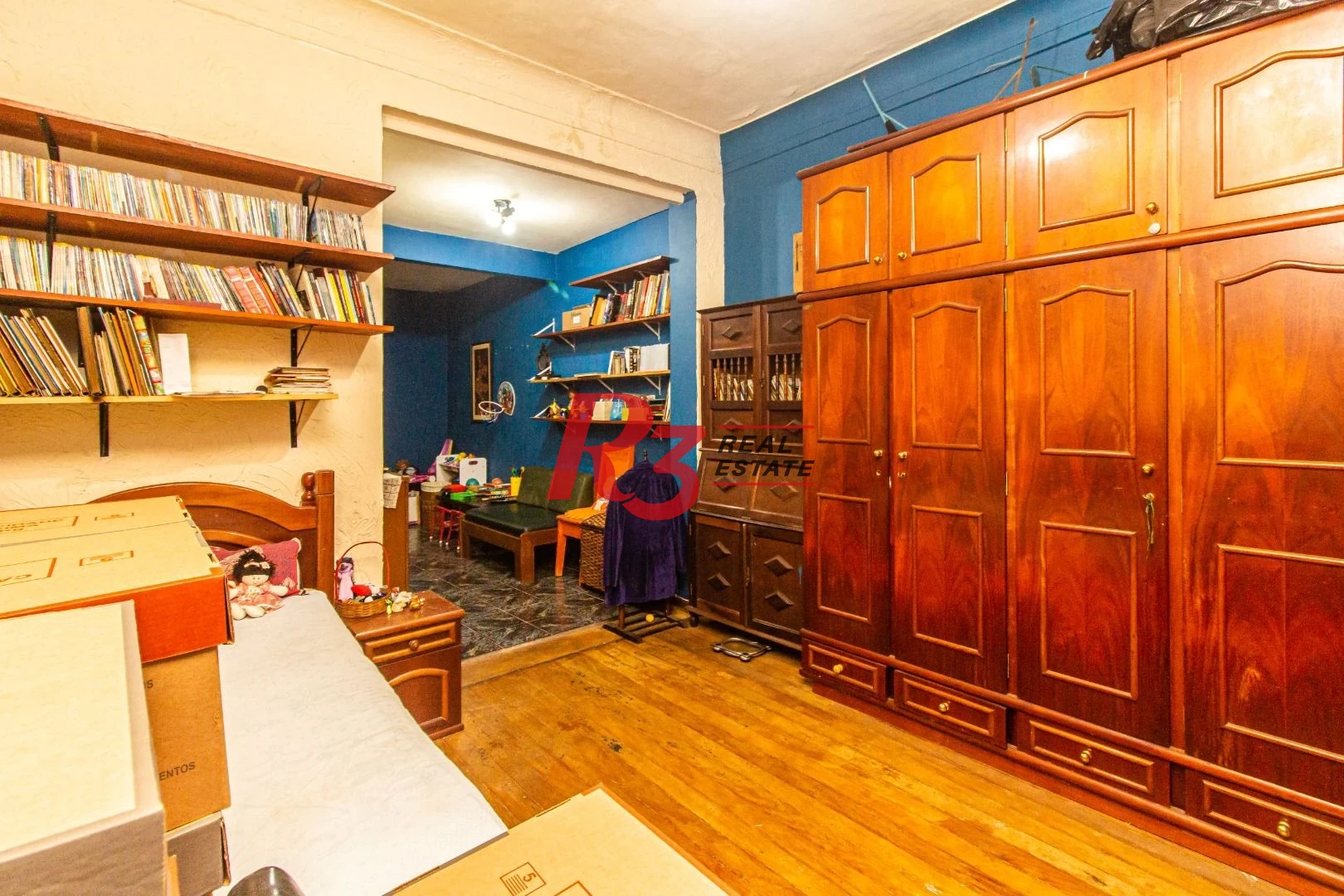 Sobrado com 4 dormitórios à venda, 291 m²  - Encruzilhada - Santos/SP