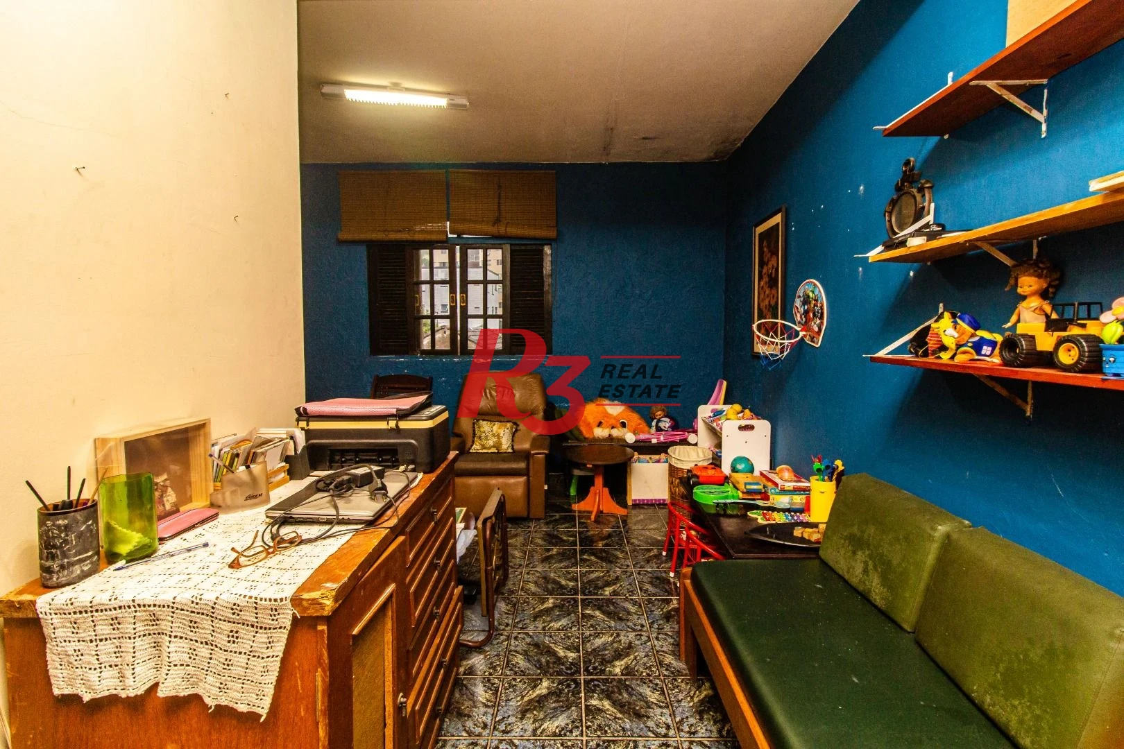 Sobrado com 4 dormitórios à venda, 291 m²  - Encruzilhada - Santos/SP