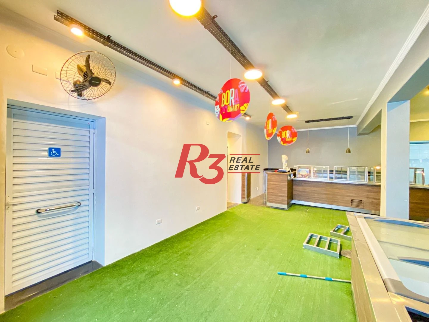 Loja para alugar, 420 m² por R$ 45.000,00/mês - Paquetá - Santos/SP