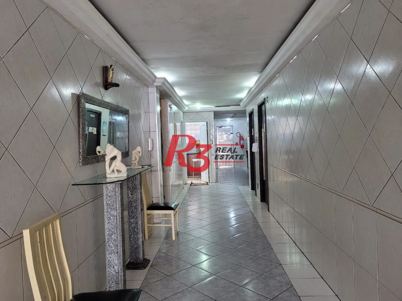 Apartamento com 2 dormitórios à venda, 73 m² - Embaré - Santos/SP