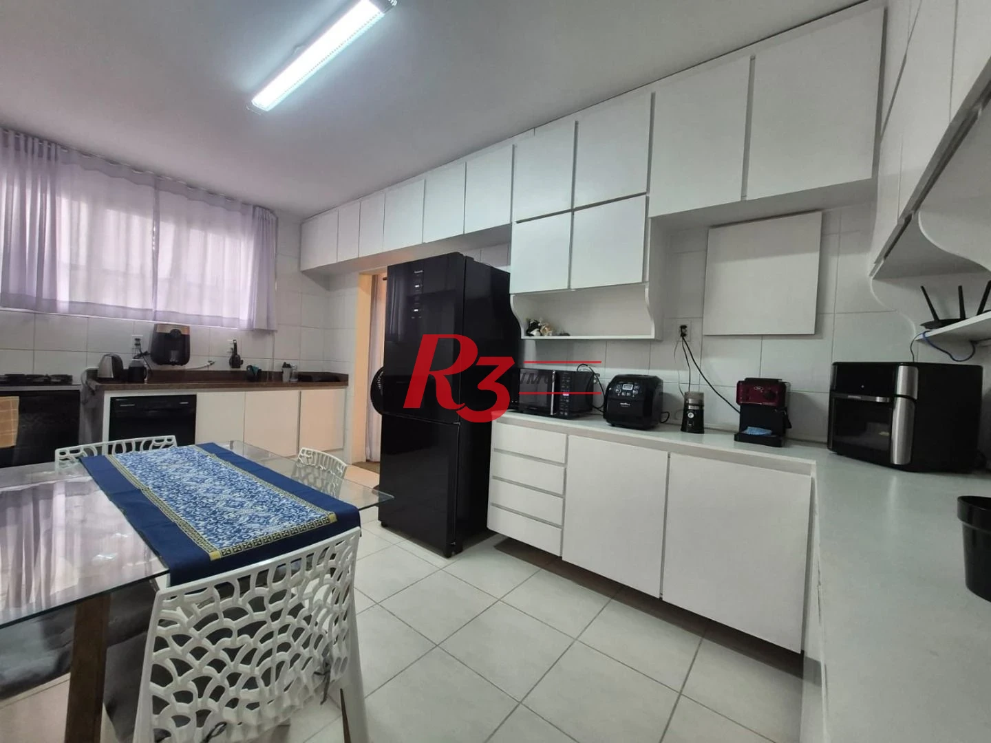 Apartamento com 3 dormitórios à venda, 139 m² por R$ 895.000,00 - Marapé - Santos/SP
