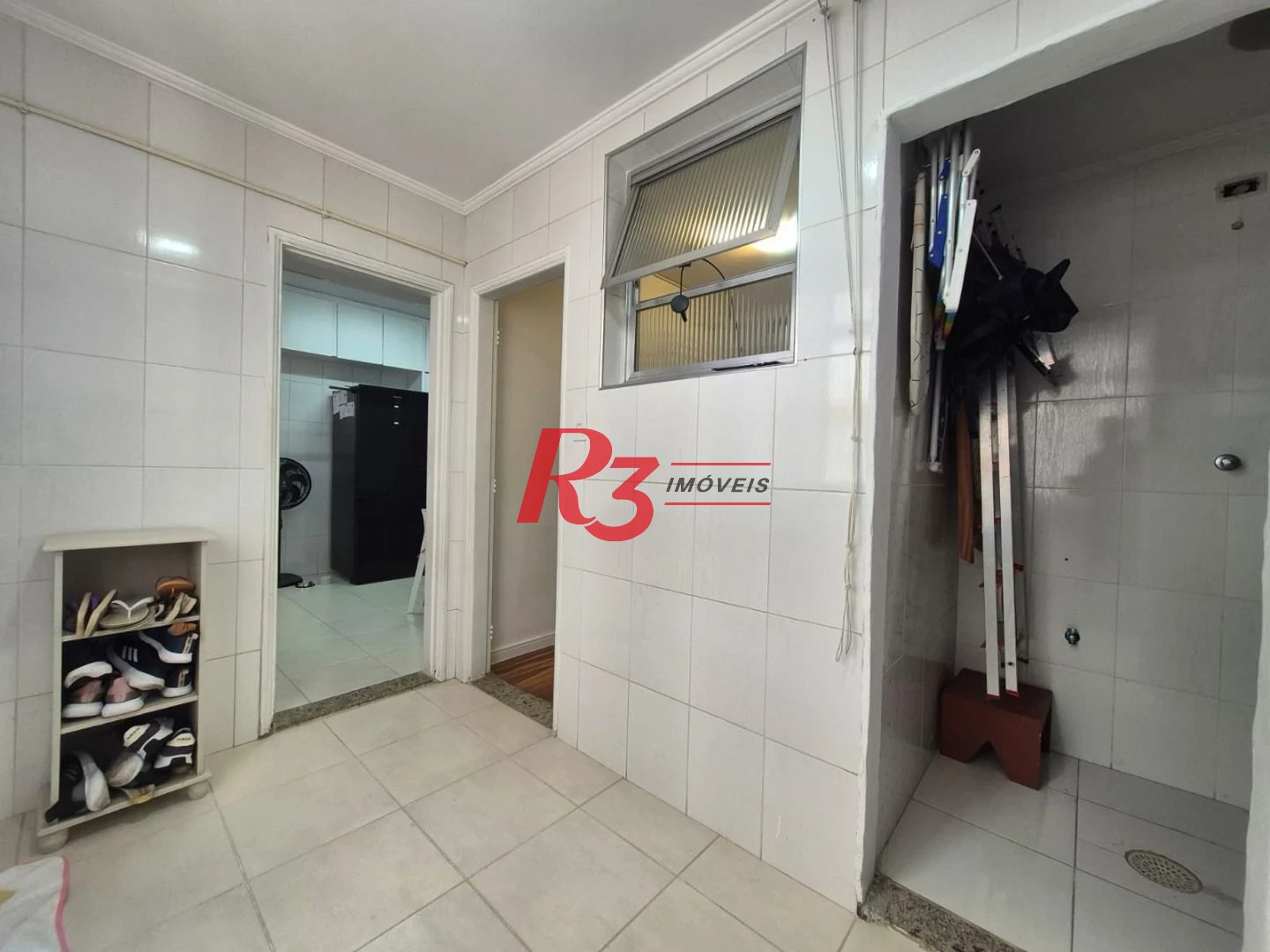 Apartamento com 3 dormitórios à venda, 139 m² por R$ 895.000,00 - Marapé - Santos/SP