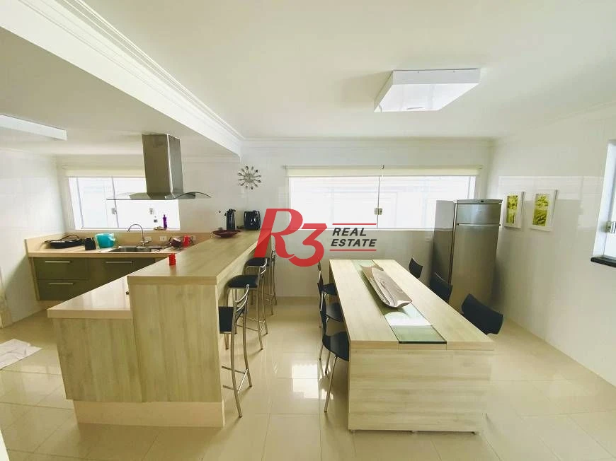 Casa com 6 dormitórios à venda, 657 m² por R$ 4.700.000,00 - Acapulco - Guarujá/SP