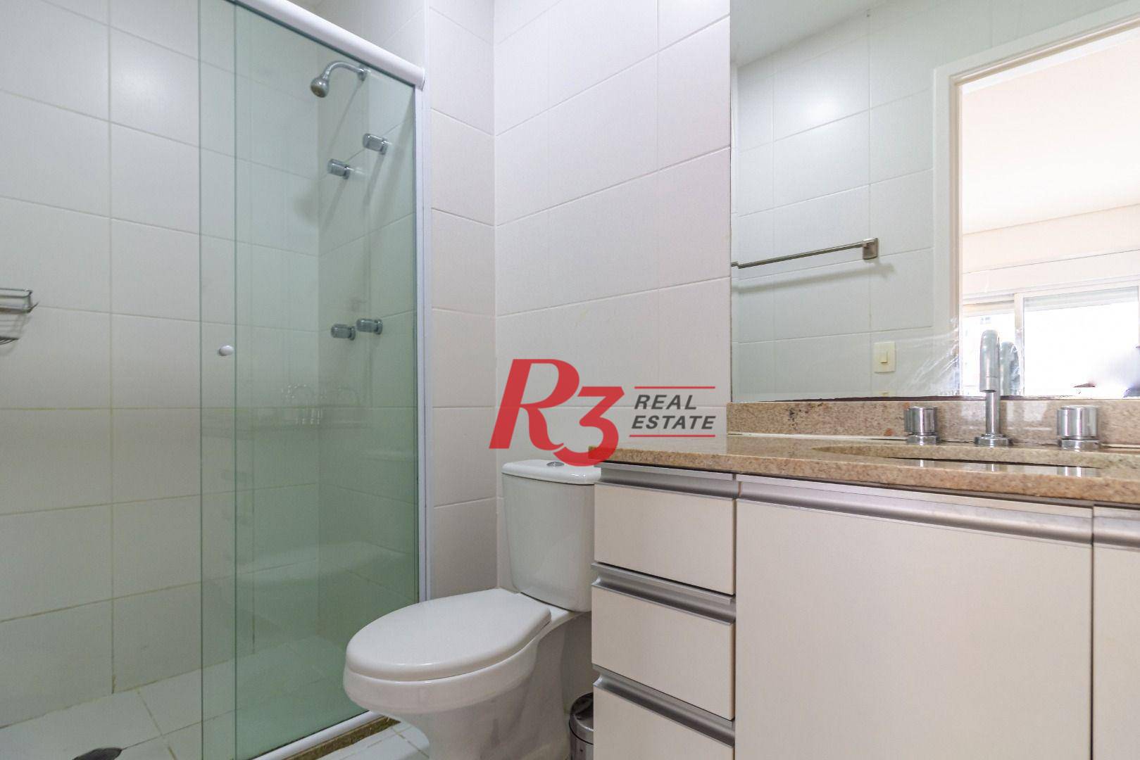 Apartamento com 1 dormitório para alugar, 57 m² - Gonzaga - Santos/SP