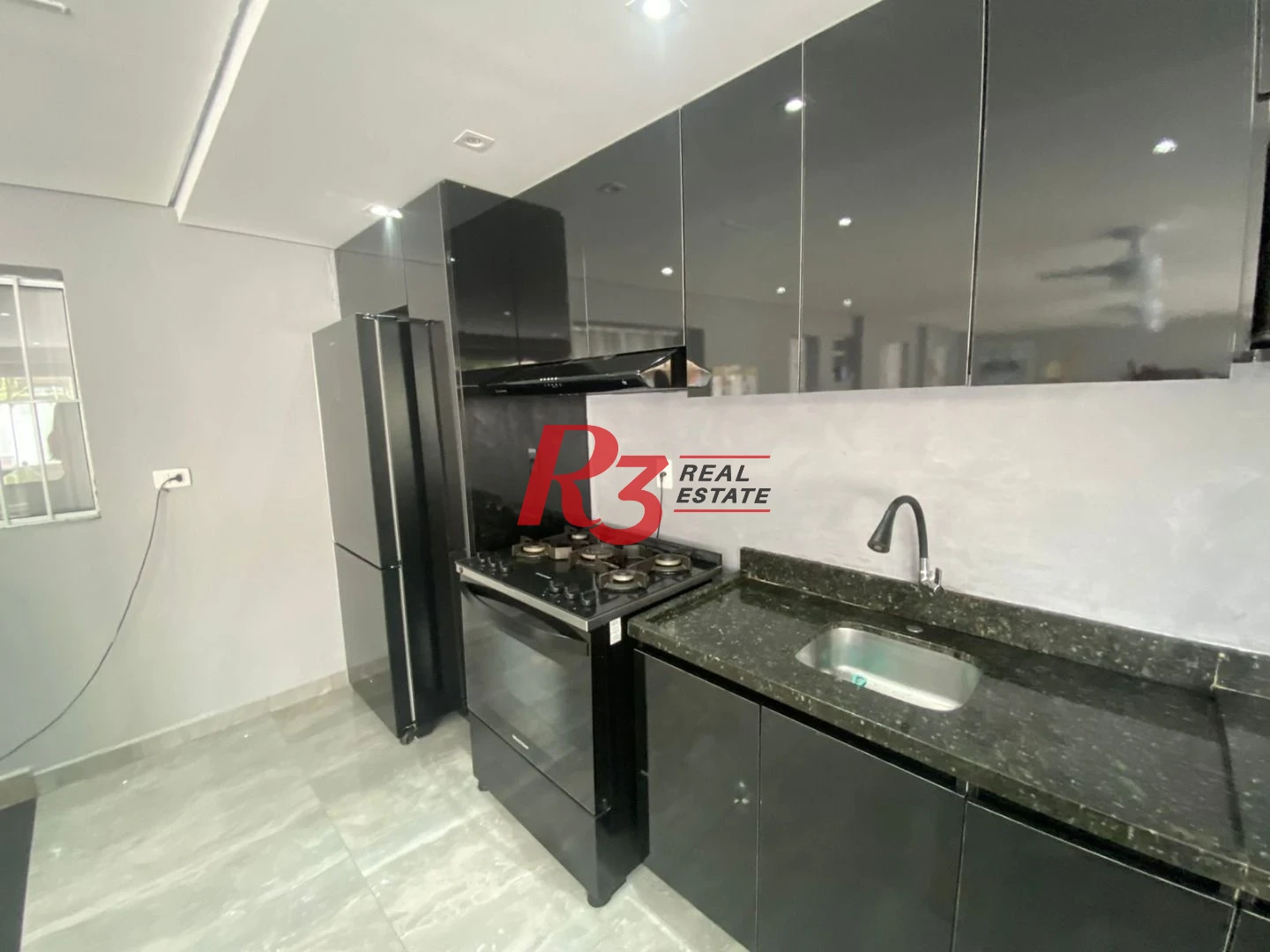 Casa à venda, 201 m² por R$ 1.100.000,00 - Jardim Guaiuba - Guarujá/SP