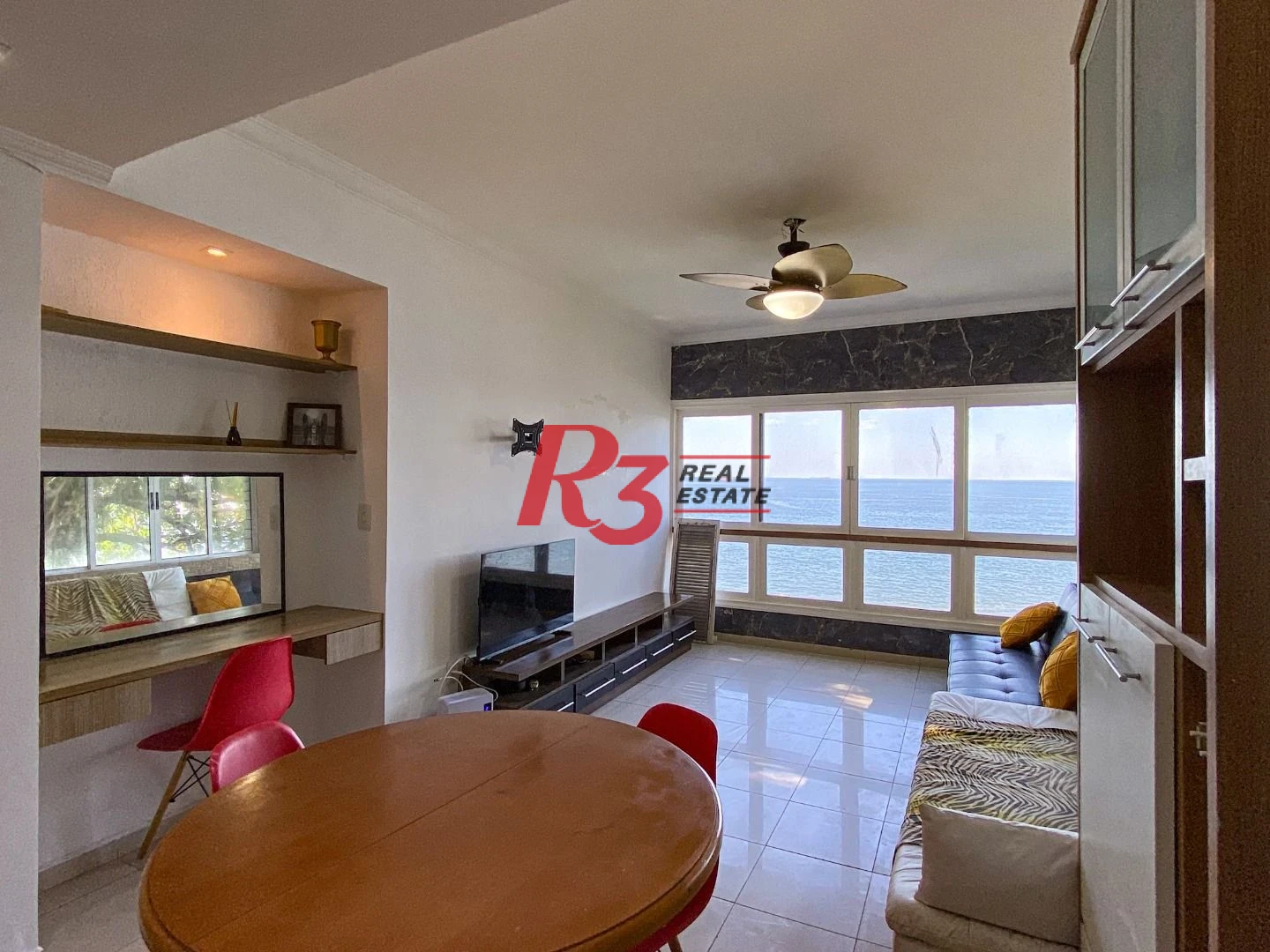 Apartamento com 2 dormitórios à venda, 78 m² por R$ 490.000,00 - Ilha Porchat - São Vicente/SP