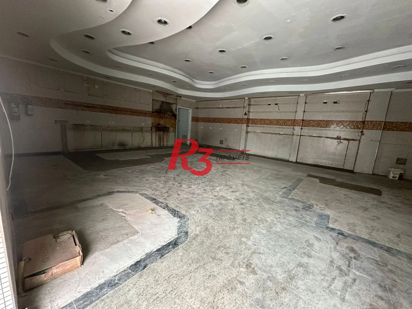 Loja para alugar, 220 m² por R$ 9.000,00/mês - Paquetá - Santos/SP