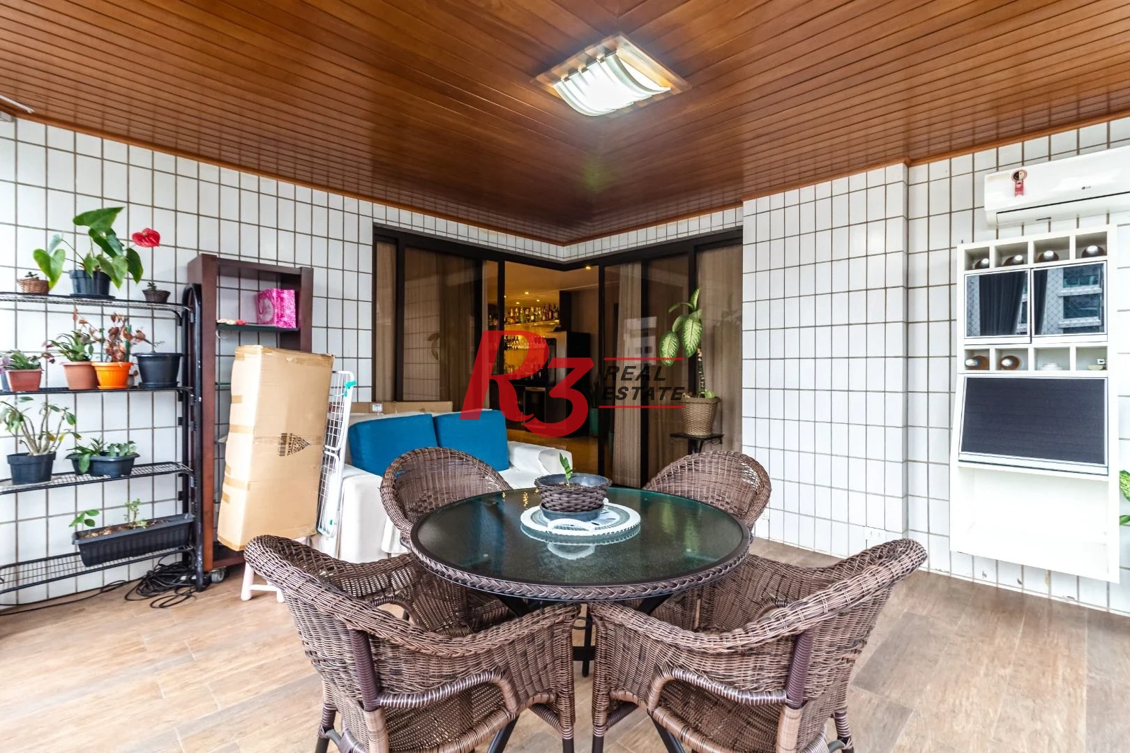 Apartamento com 4 suítes, localização privilegiada, à venda, 377 m² - Gonzaga - Santos/SP