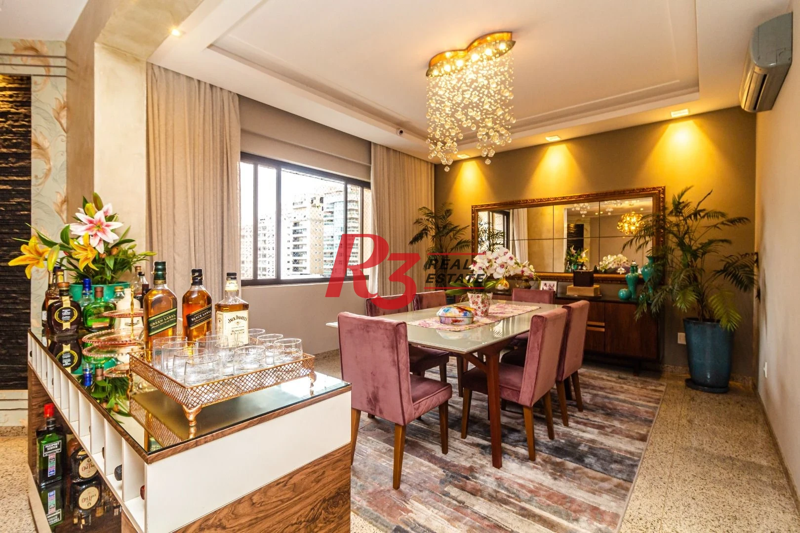 Apartamento com 4 suítes, localização privilegiada, à venda, 377 m² - Gonzaga - Santos/SP