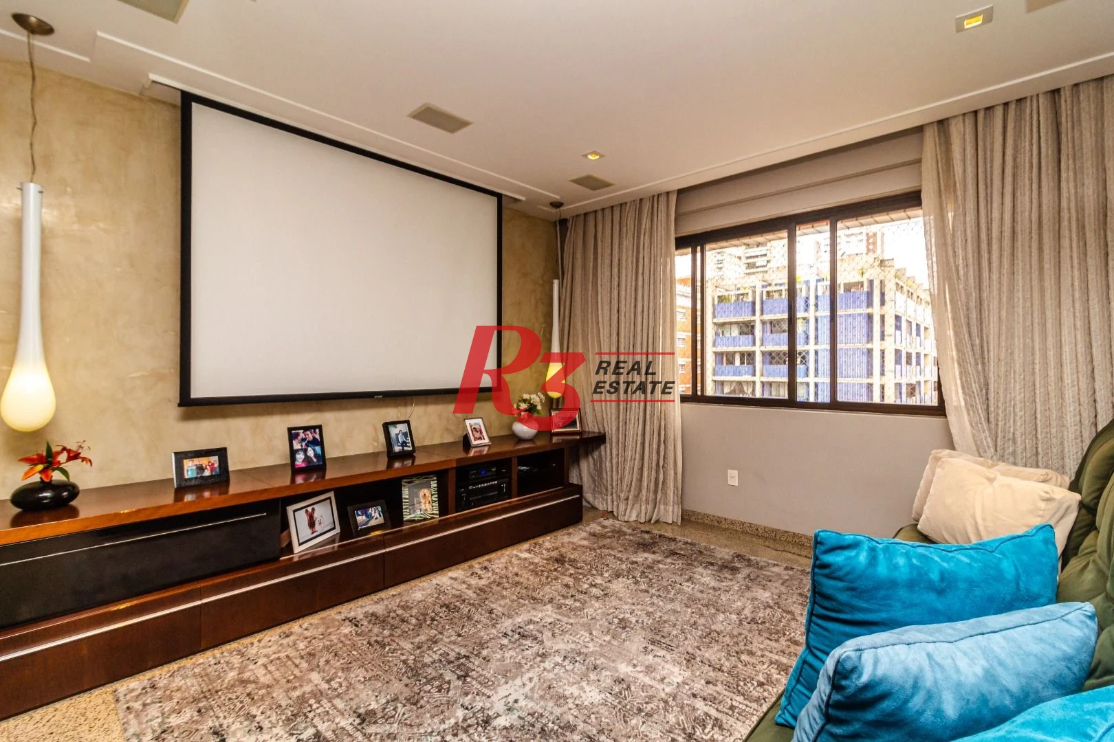 Apartamento com 4 suítes, localização privilegiada, à venda, 377 m² - Gonzaga - Santos/SP