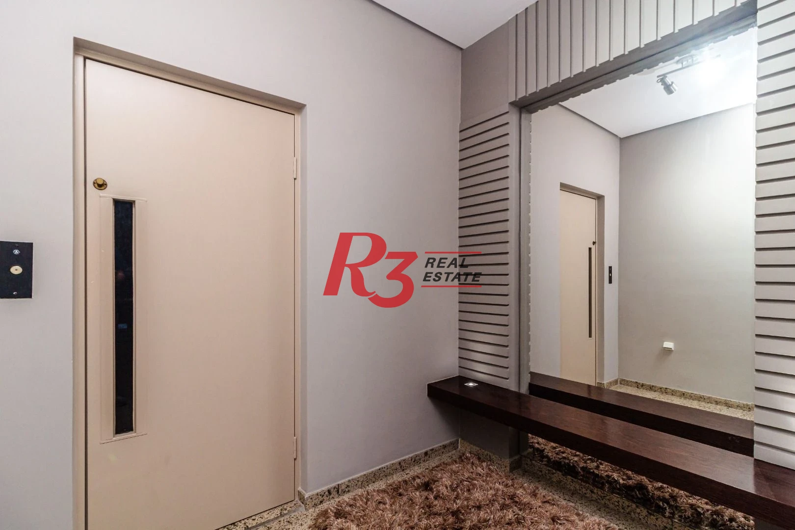Apartamento com 4 suítes, localização privilegiada, à venda, 377 m² - Gonzaga - Santos/SP