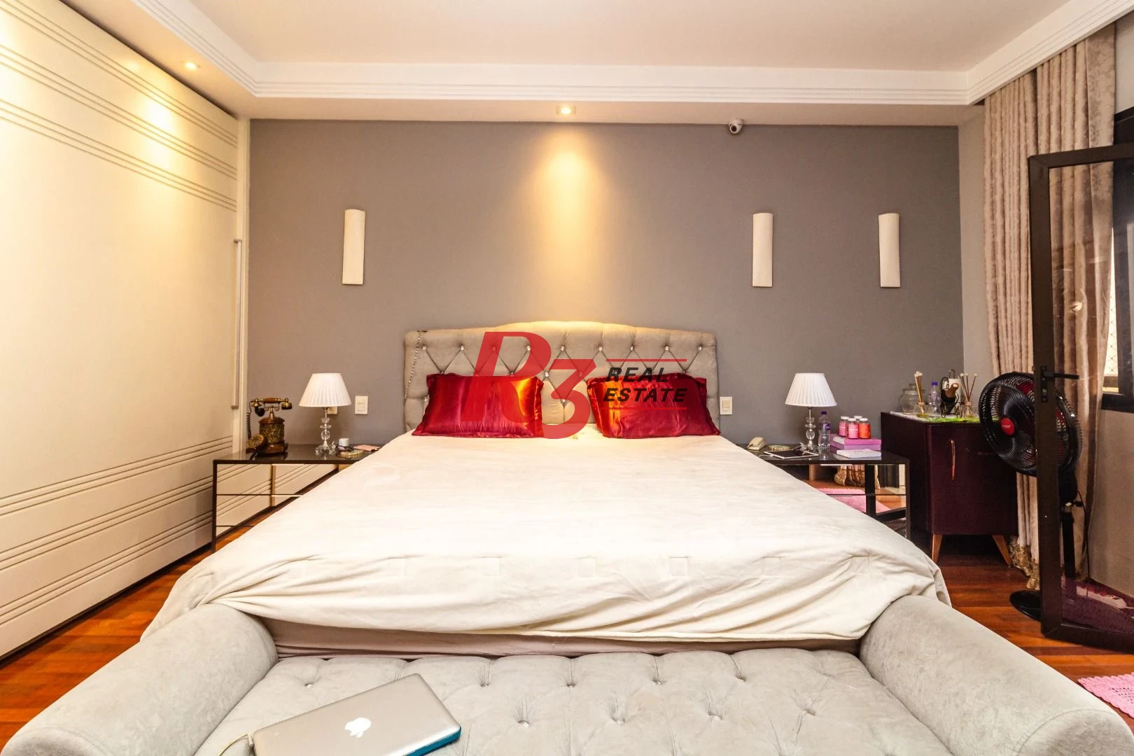 Apartamento com 4 suítes, localização privilegiada, à venda, 377 m² - Gonzaga - Santos/SP