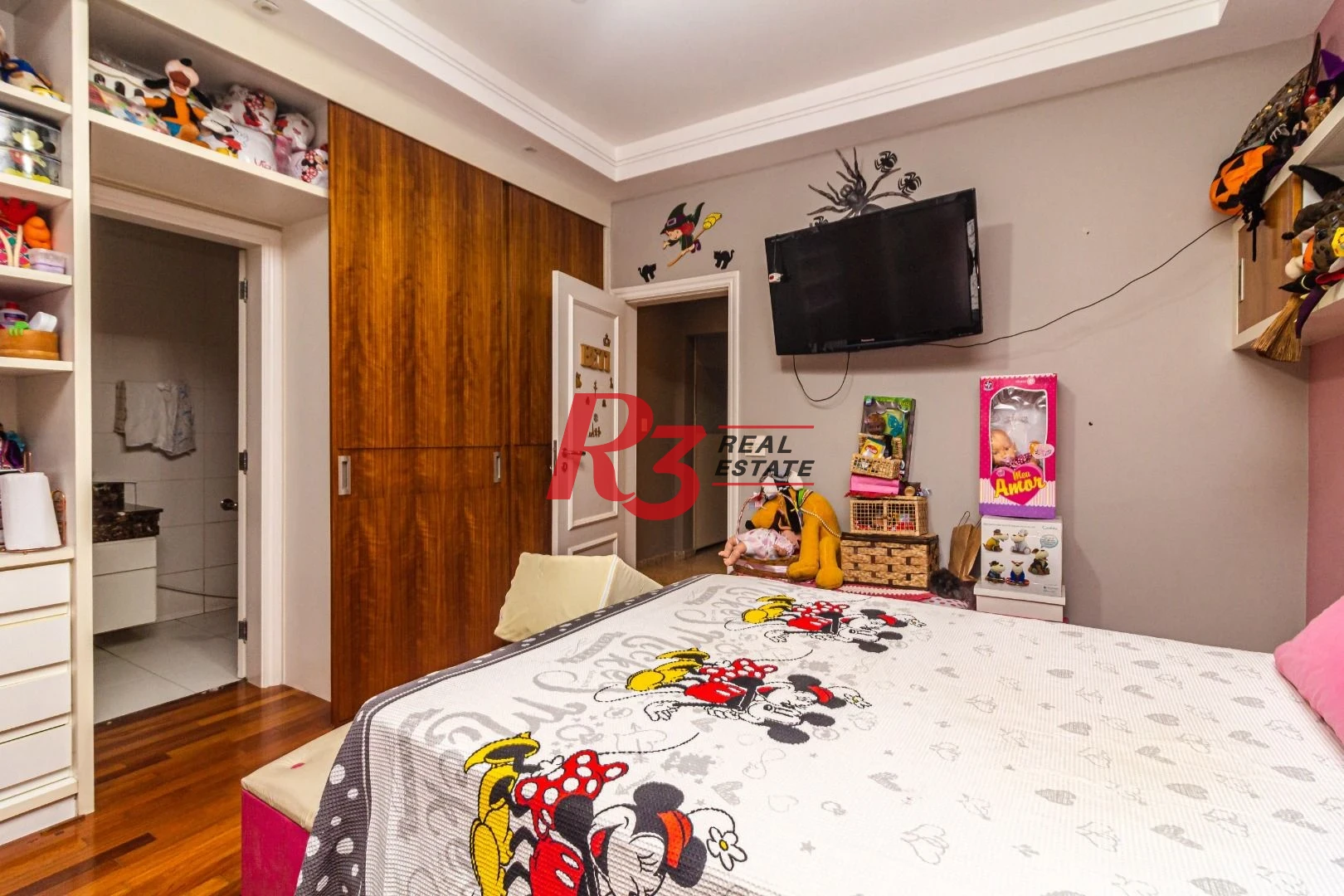 Apartamento com 4 suítes, localização privilegiada, à venda, 377 m² - Gonzaga - Santos/SP
