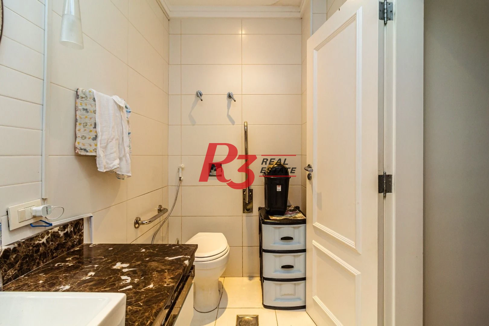 Apartamento com 4 suítes, localização privilegiada, à venda, 377 m² - Gonzaga - Santos/SP