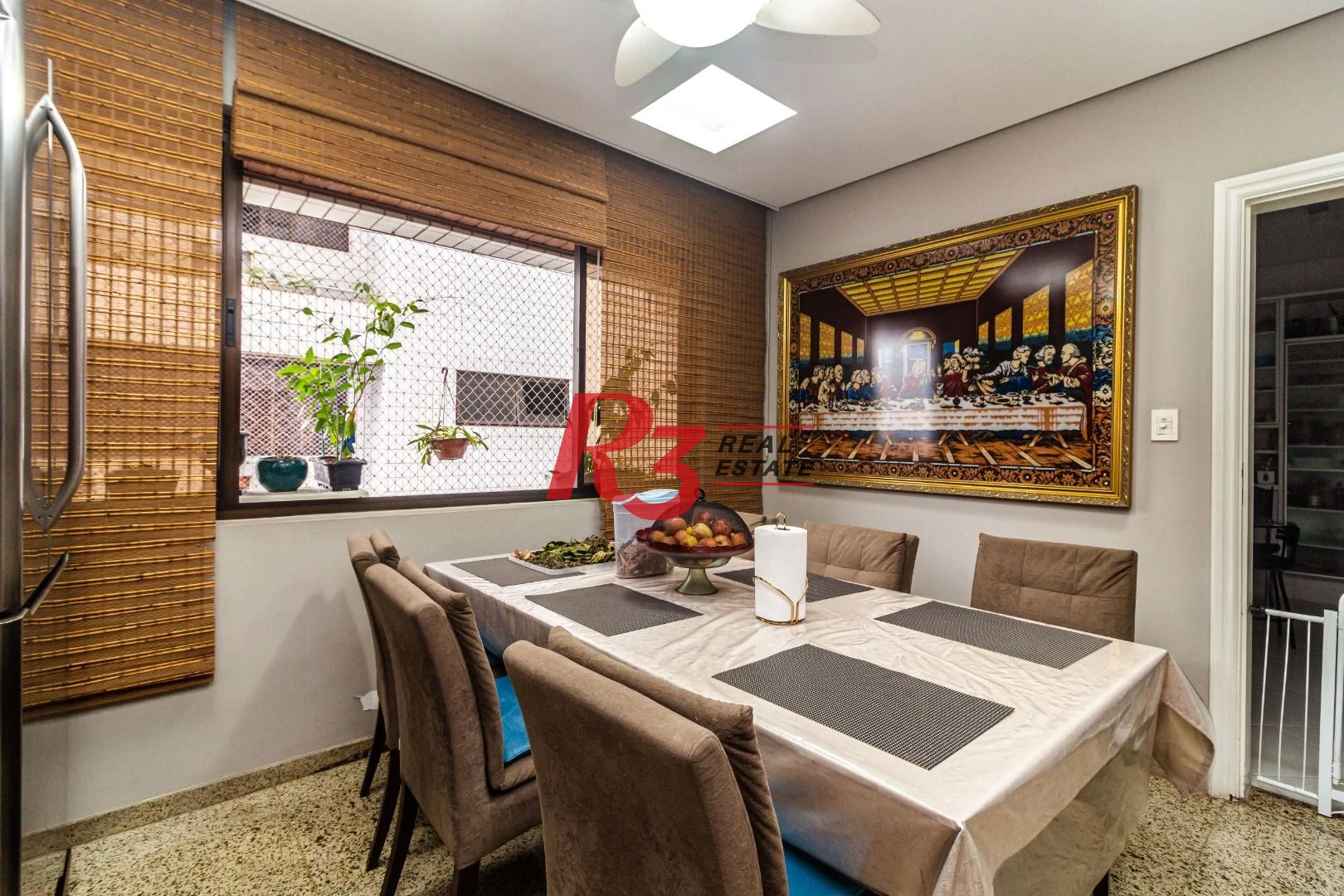 Apartamento com 4 suítes, localização privilegiada, à venda, 377 m² - Gonzaga - Santos/SP