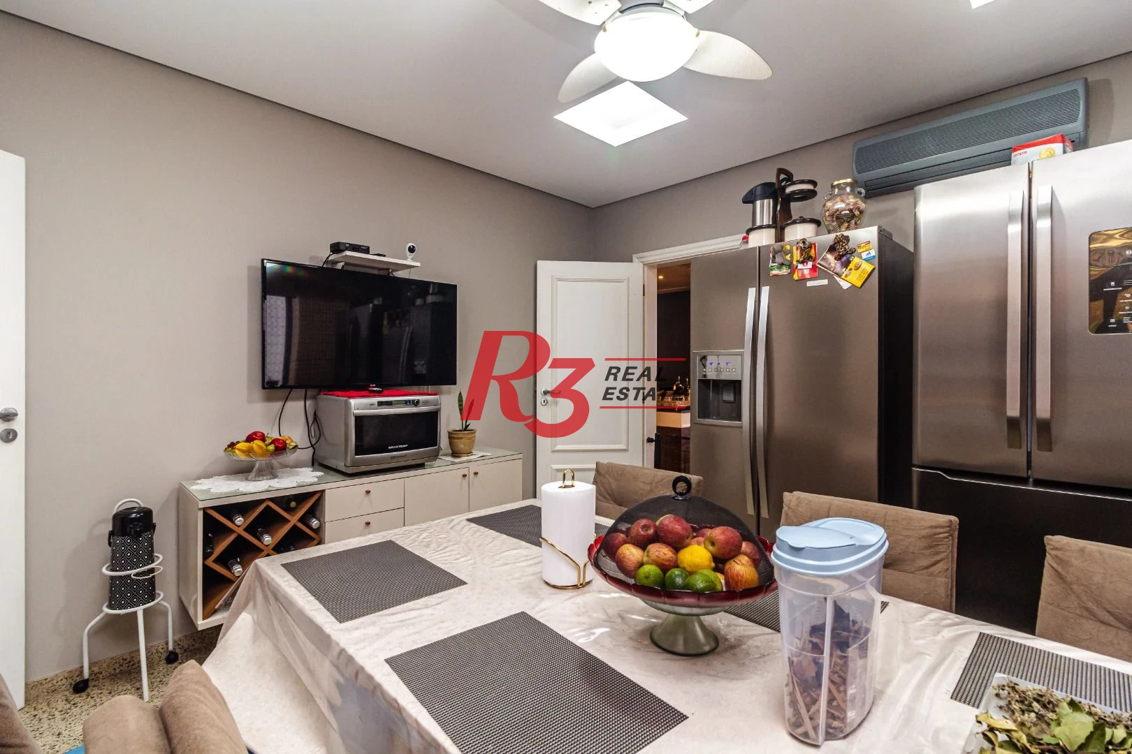 Apartamento com 4 suítes, localização privilegiada, à venda, 377 m² - Gonzaga - Santos/SP
