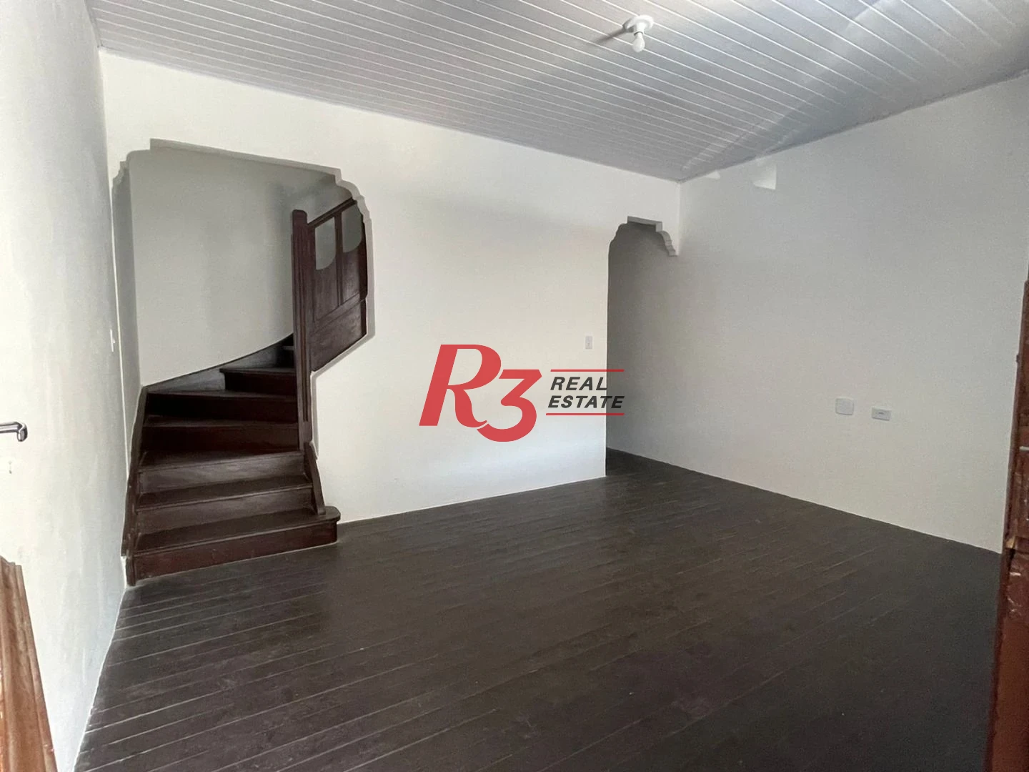 Ponto para alugar, 1100 m² - Centro - São Vicente/SP