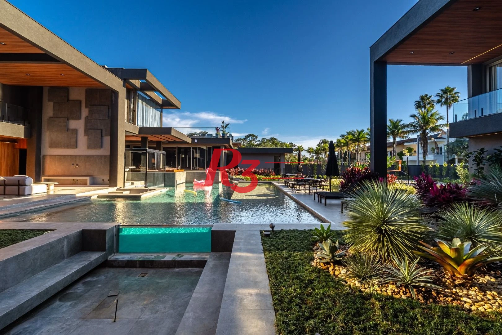Casa com 9 suítes à venda, 1737 m² - Acapulco - Guarujá/SP