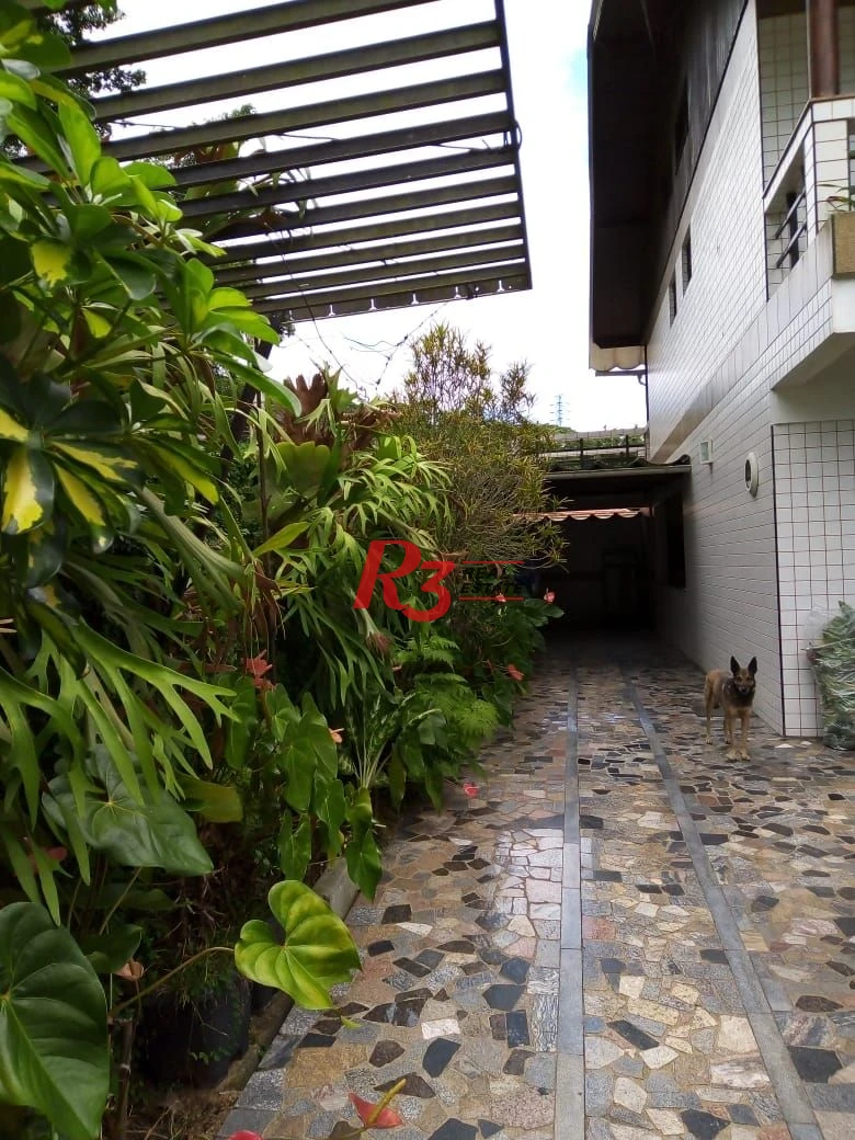 Casa com 4 dormitórios à venda, 376 m² por R$ 2.340.000,00 - Morro de Nova Cintra - Santos/SP