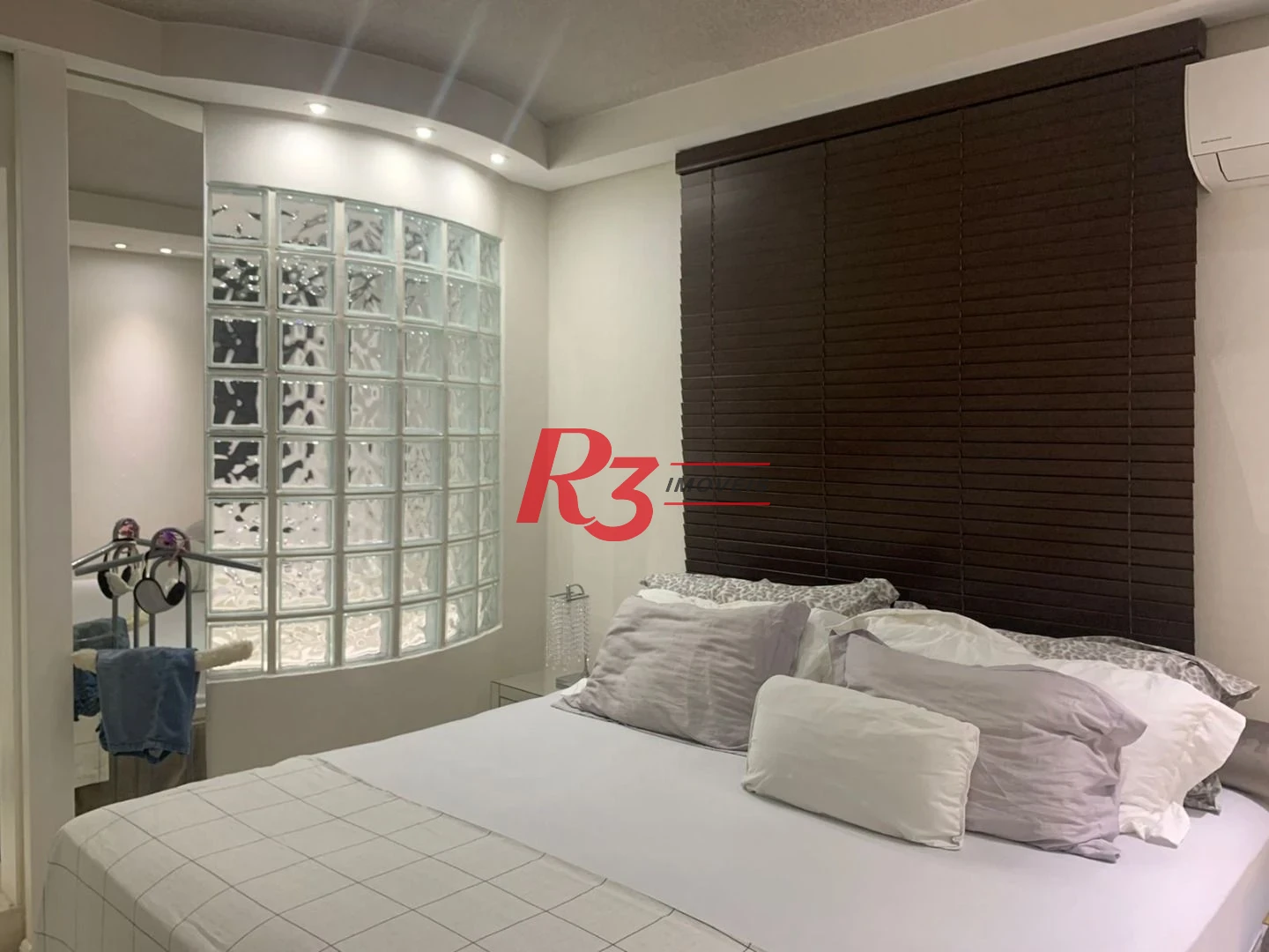 Apartamento com 2 dormitórios à venda, 98 m² por R$ 850.000,00 - Ponta da Praia - Santos/SP