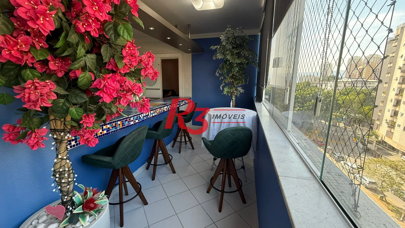 Apartamento com 2 dormitórios à venda, 98 m² por R$ 850.000,00 - Ponta da Praia - Santos/SP