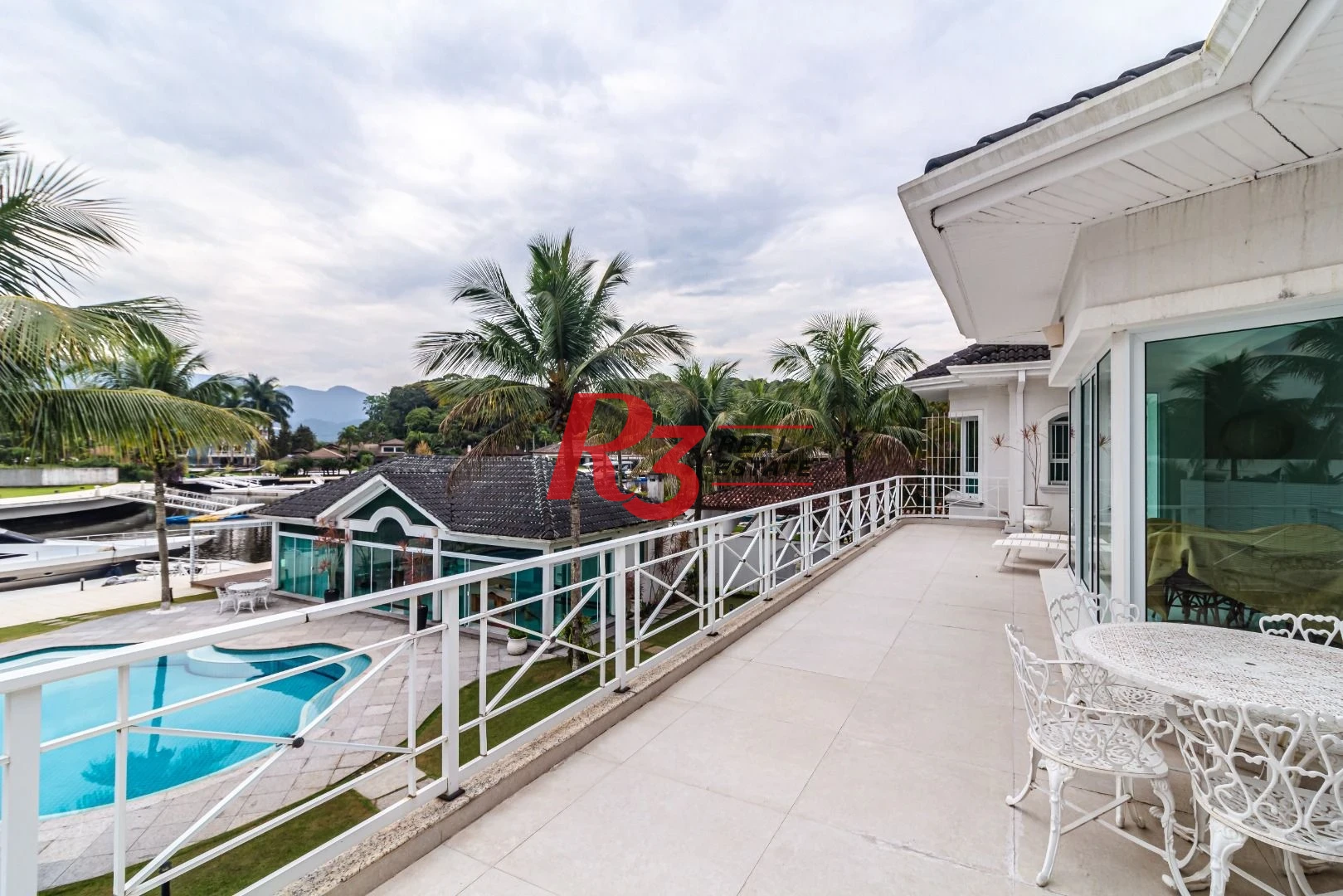 Casa com 5 dormitórios à venda, 900 m² por R$ 13.400.000,00 - Santo Amaro - Guarujá/SP