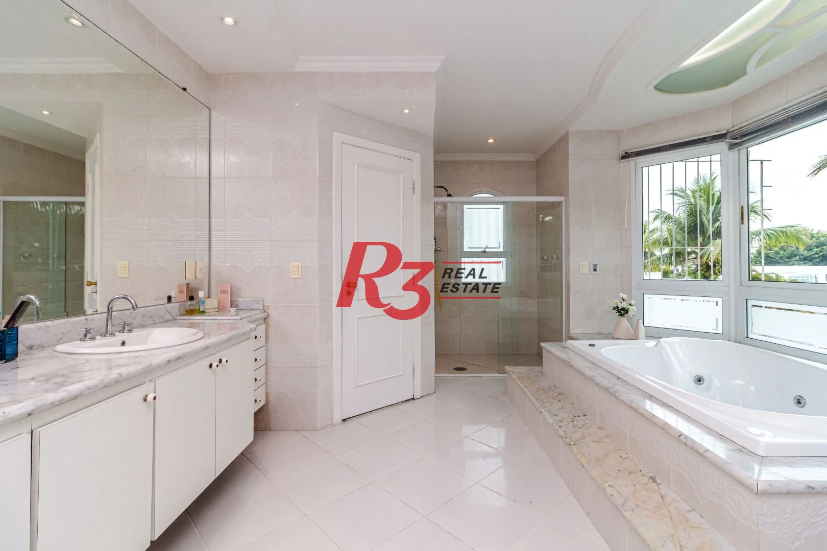 Casa com 5 dormitórios à venda, 900 m² por R$ 13.400.000,00 - Santo Amaro - Guarujá/SP