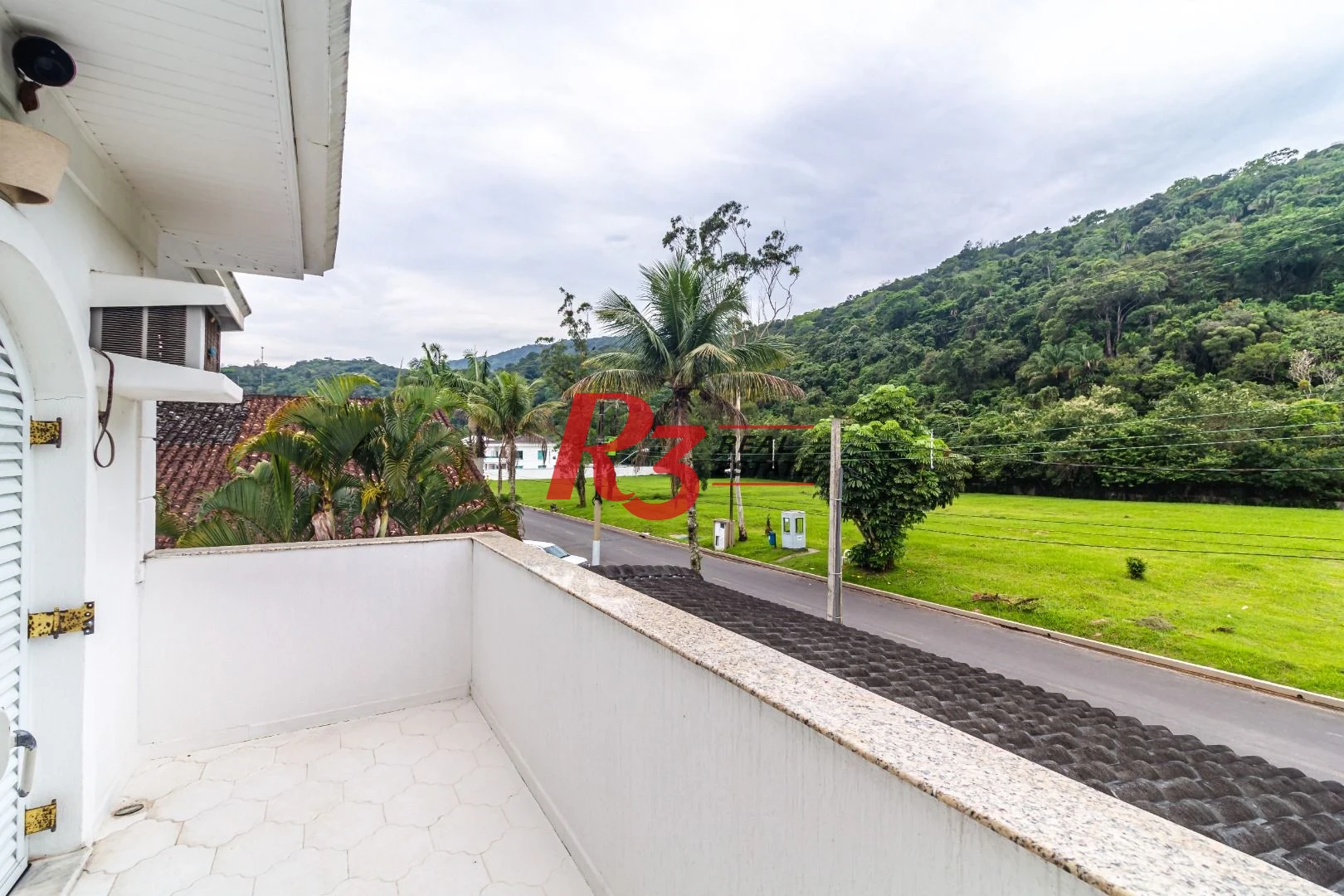 Casa com 5 dormitórios à venda, 900 m² - Santo Amaro - Guarujá/SP