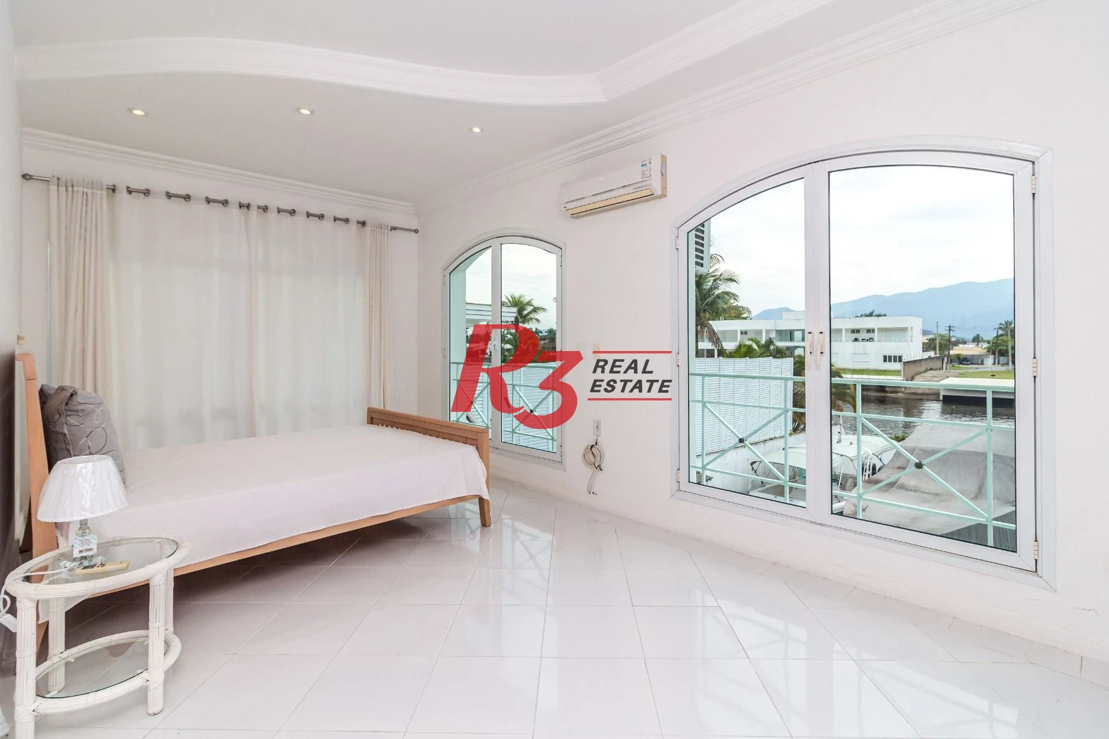 Casa com 5 dormitórios à venda, 900 m² por R$ 13.400.000,00 - Santo Amaro - Guarujá/SP