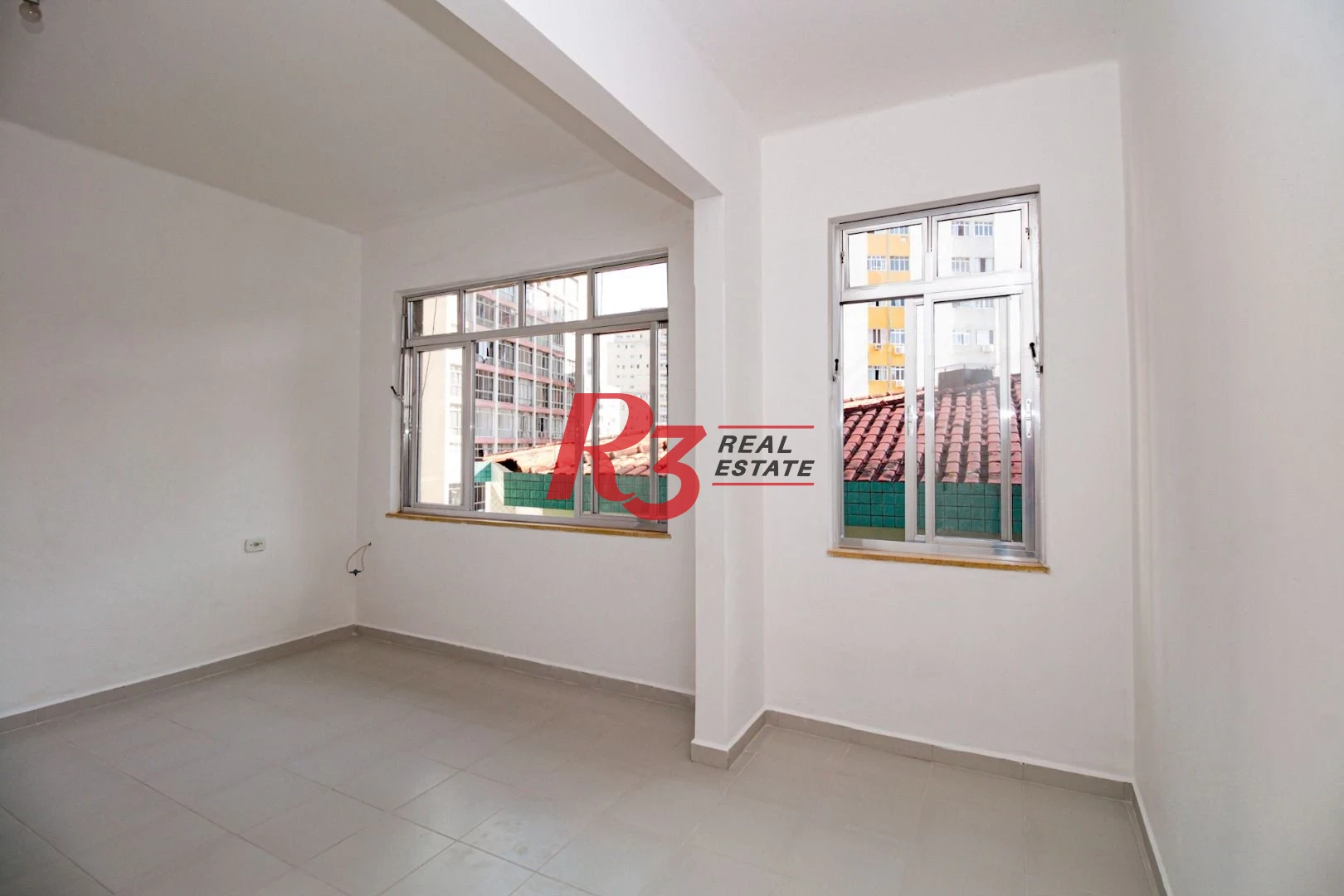 Apartamento com 1 dormitório à venda, 76 m² por R$ 272.000,00 - José Menino - Santos/SP