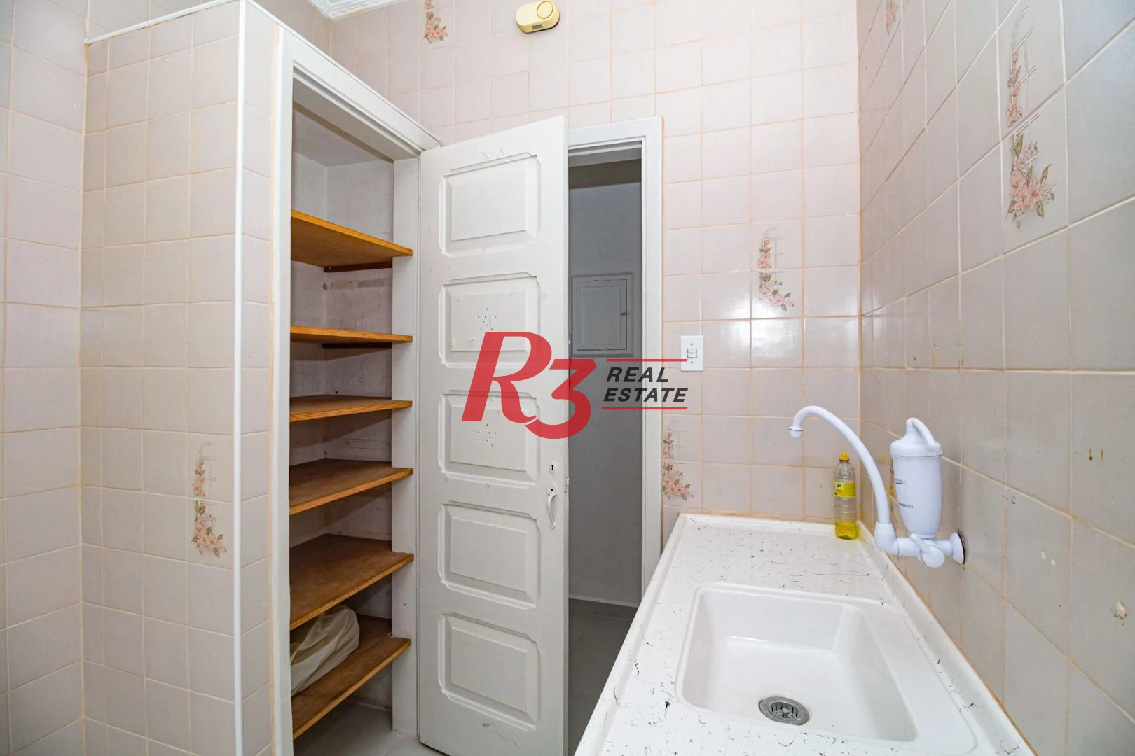 Apartamento com 1 dormitório à venda, 76 m² por R$ 272.000,00 - José Menino - Santos/SP