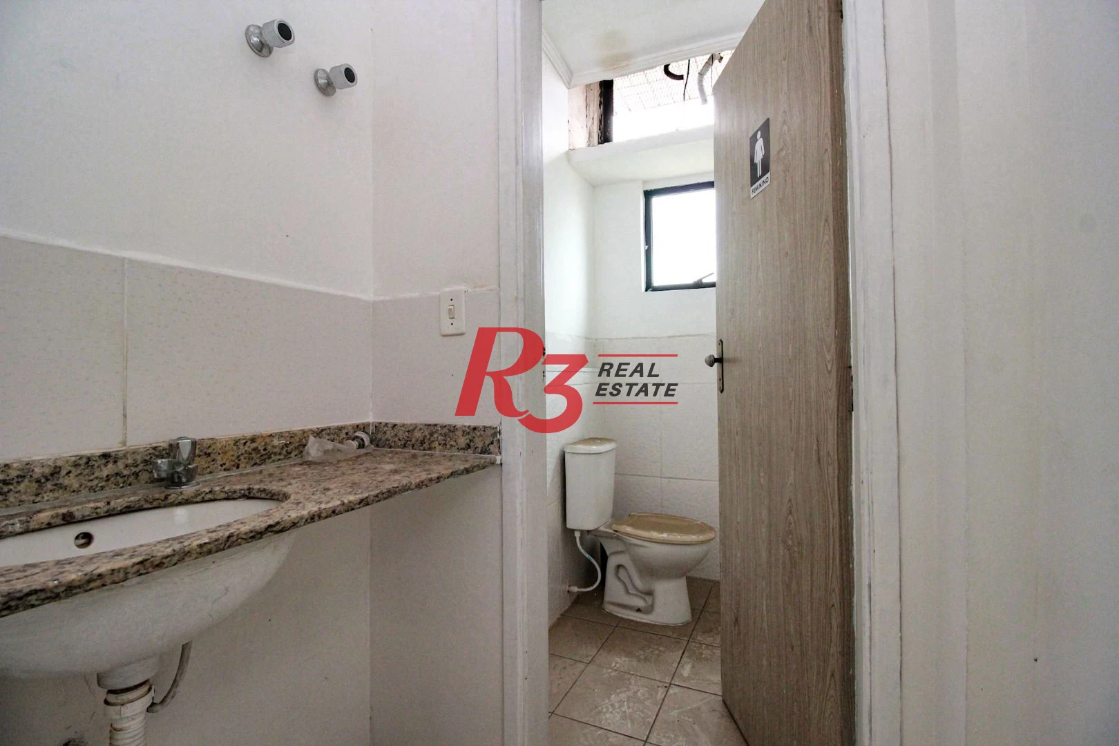 Sala comercial para locação, 90 m², Centro - Santos SP