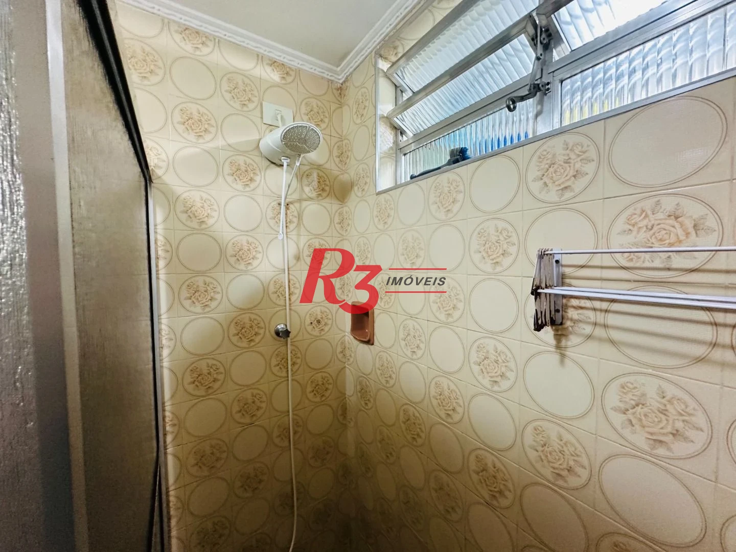 Apartamento com 2 dormitórios para alugar, 90 m² por R$ 4.500,00/mês - Boqueirão - Santos/SP