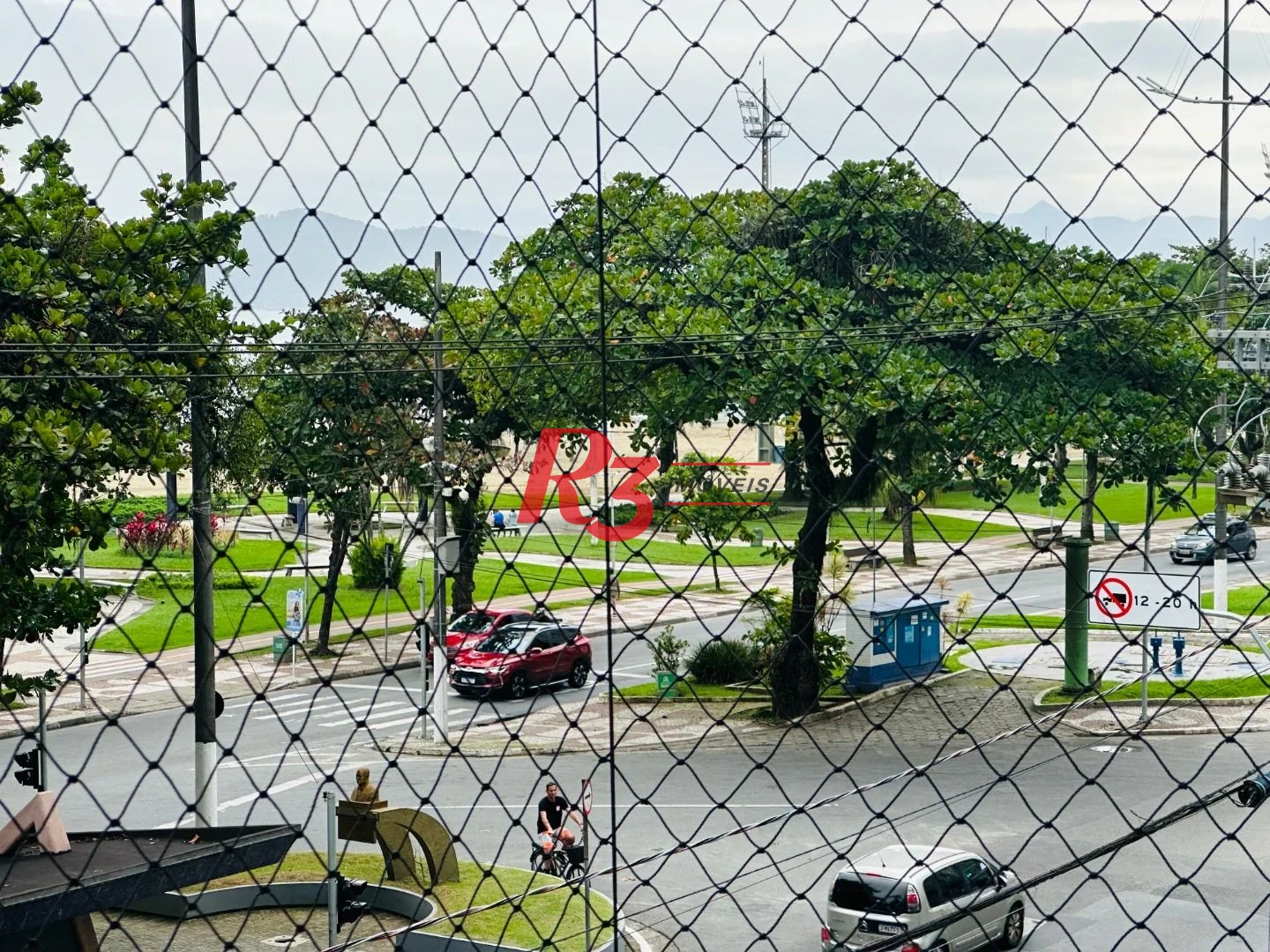 Apartamento com 2 dormitórios para alugar, 90 m² por R$ 4.500,00/mês - Boqueirão - Santos/SP