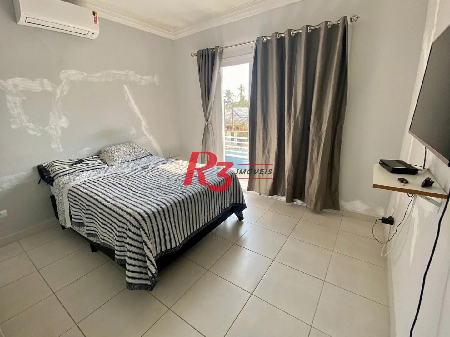 Casa à venda, 173 m² por R$ 1.280.000,00 - Solemar - Praia Grande/SP