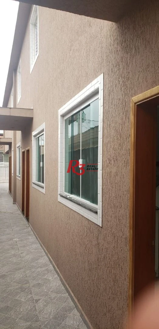 Sobrado com 2 dormitórios à venda, 60 m² por R$ 272.000,00 - Parque São Vicente - São Vicente/SP