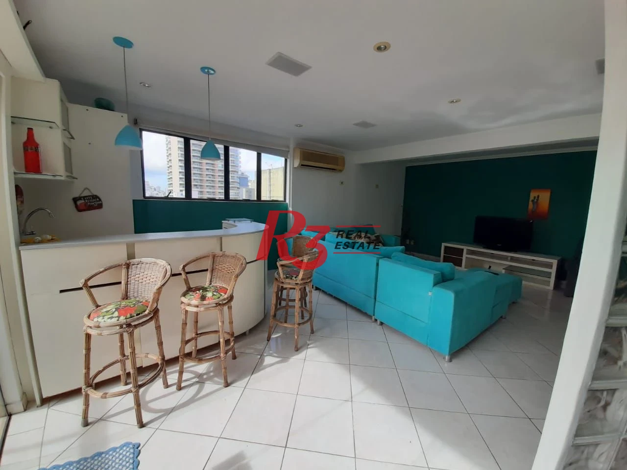 Cobertura com 3 dormitórios à venda, 300 m² por R$ 1.500.000,00 - Pompéia - Santos/SP