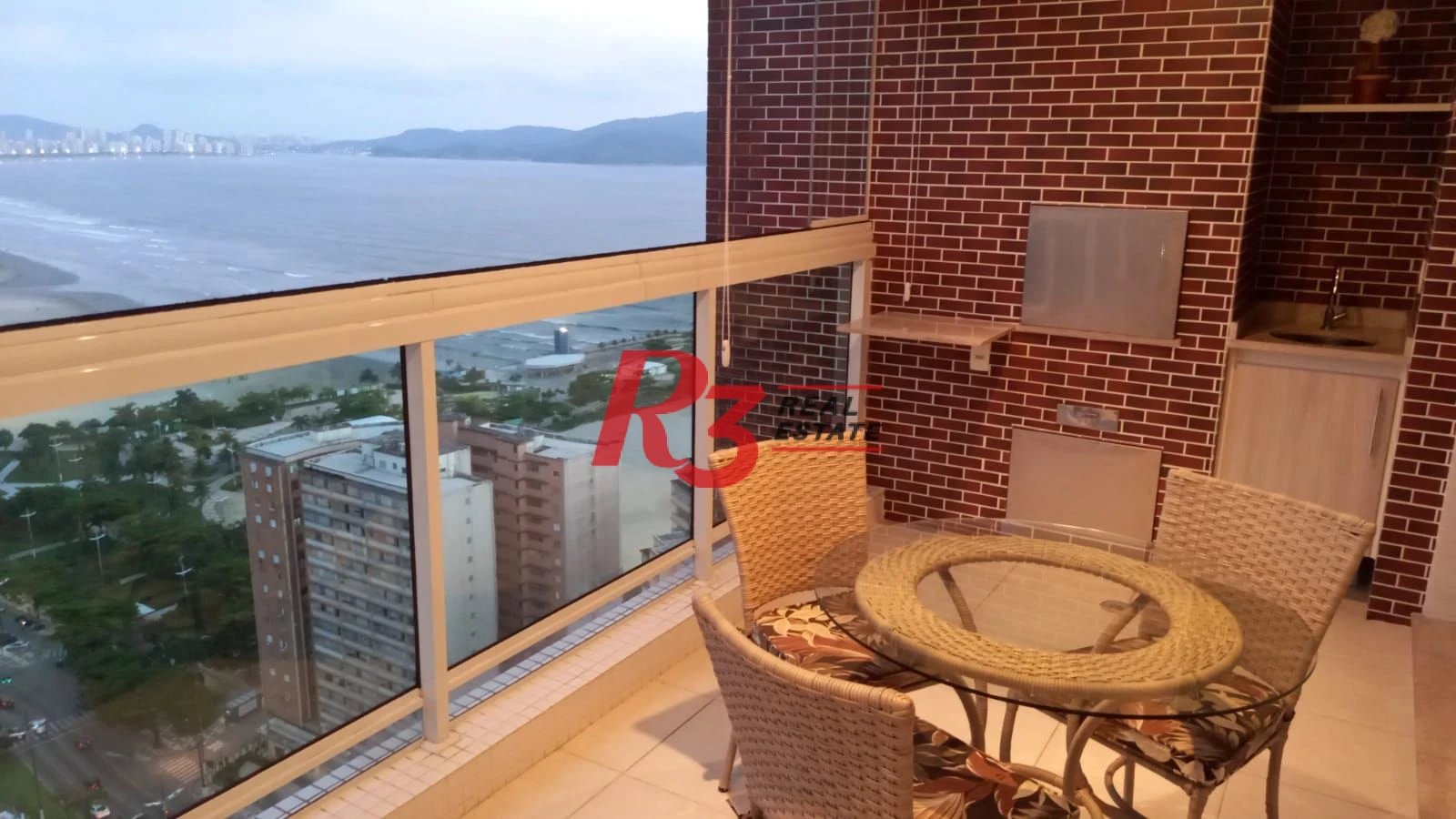 Apartamento com 3 dormitórios para alugar, 101 m² por R$ 8.100,00/mês - José Menino - Santos/SP