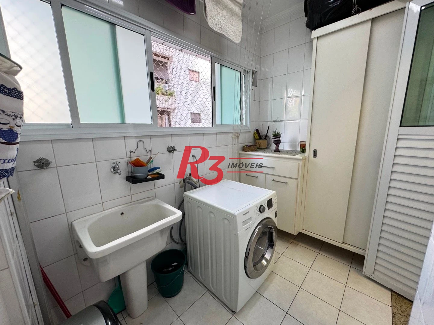 Apartamento com 2 dormitórios à venda, 87 m² por R$ 920.000,00 - Gonzaga - Santos/SP