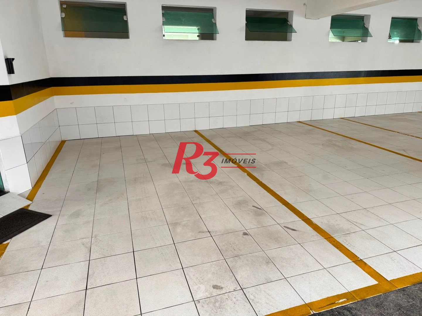 Apartamento com 2 dormitórios à venda, 87 m² por R$ 920.000,00 - Gonzaga - Santos/SP